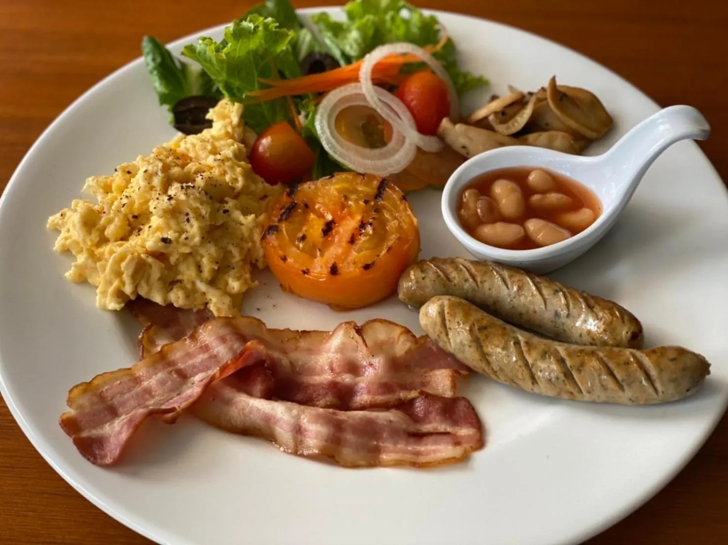 Food and drinks in The Gallery Hotel Nai Harn