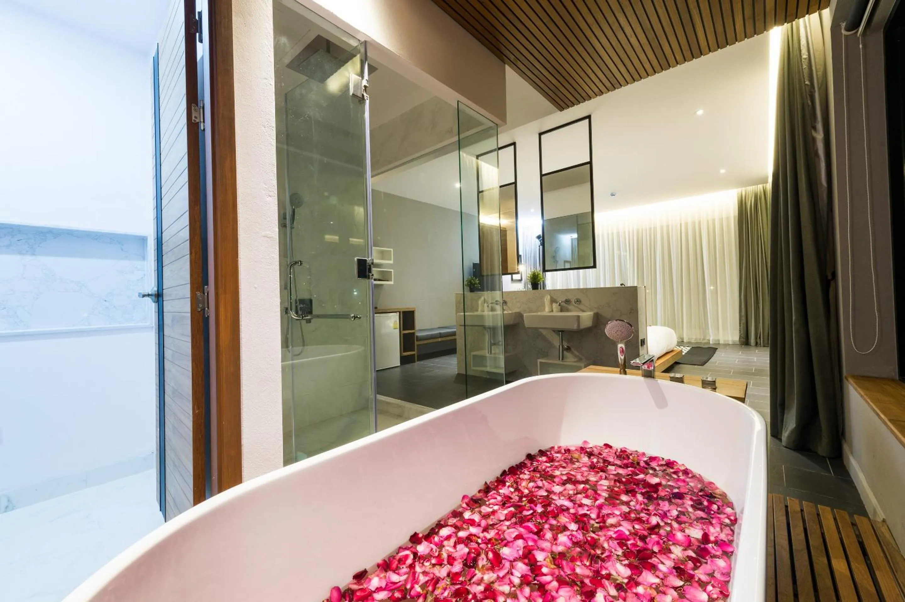 Bathroom in The Gallery Hotel Nai Harn