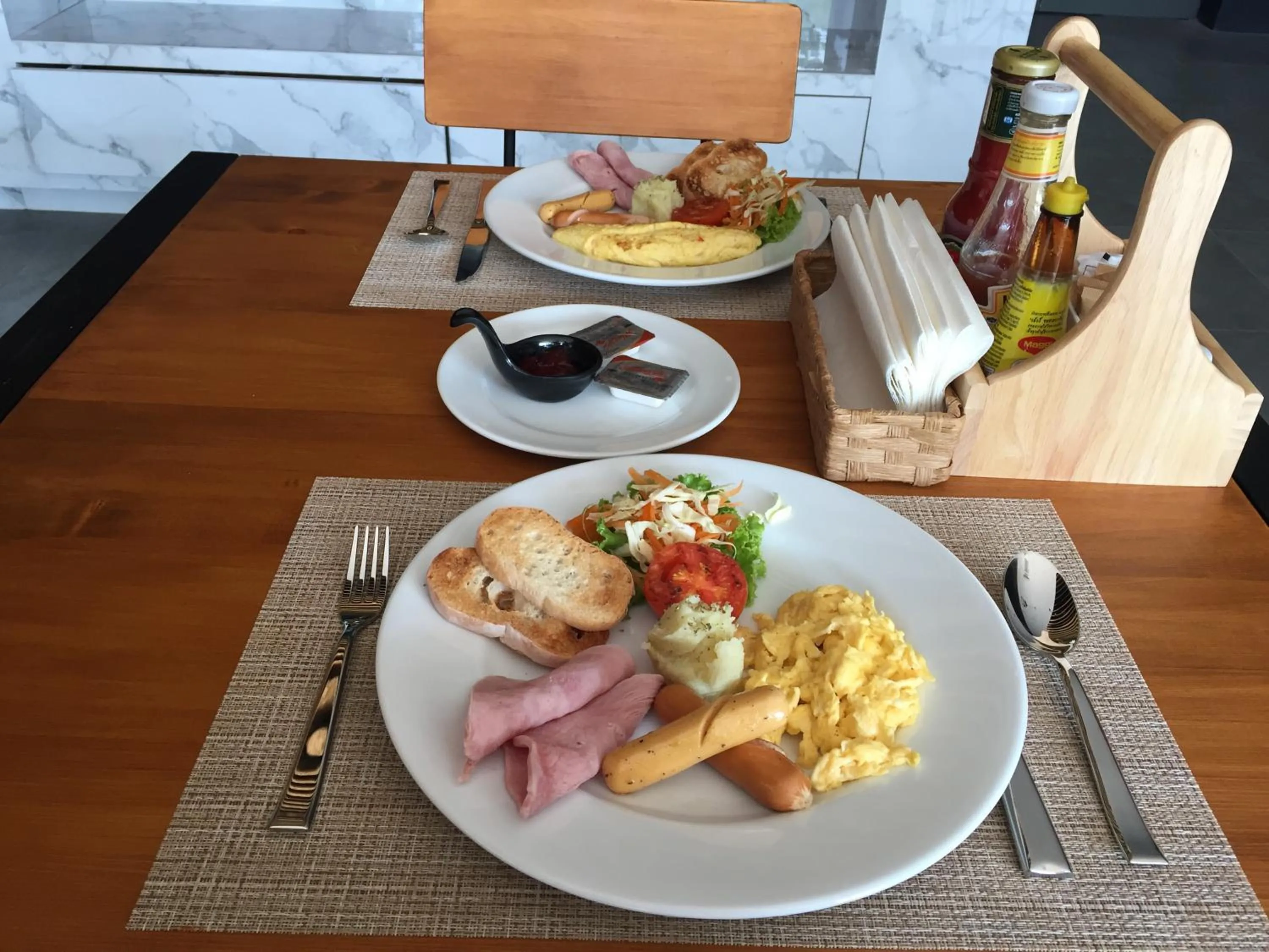 Food and drinks in The Gallery Hotel Nai Harn