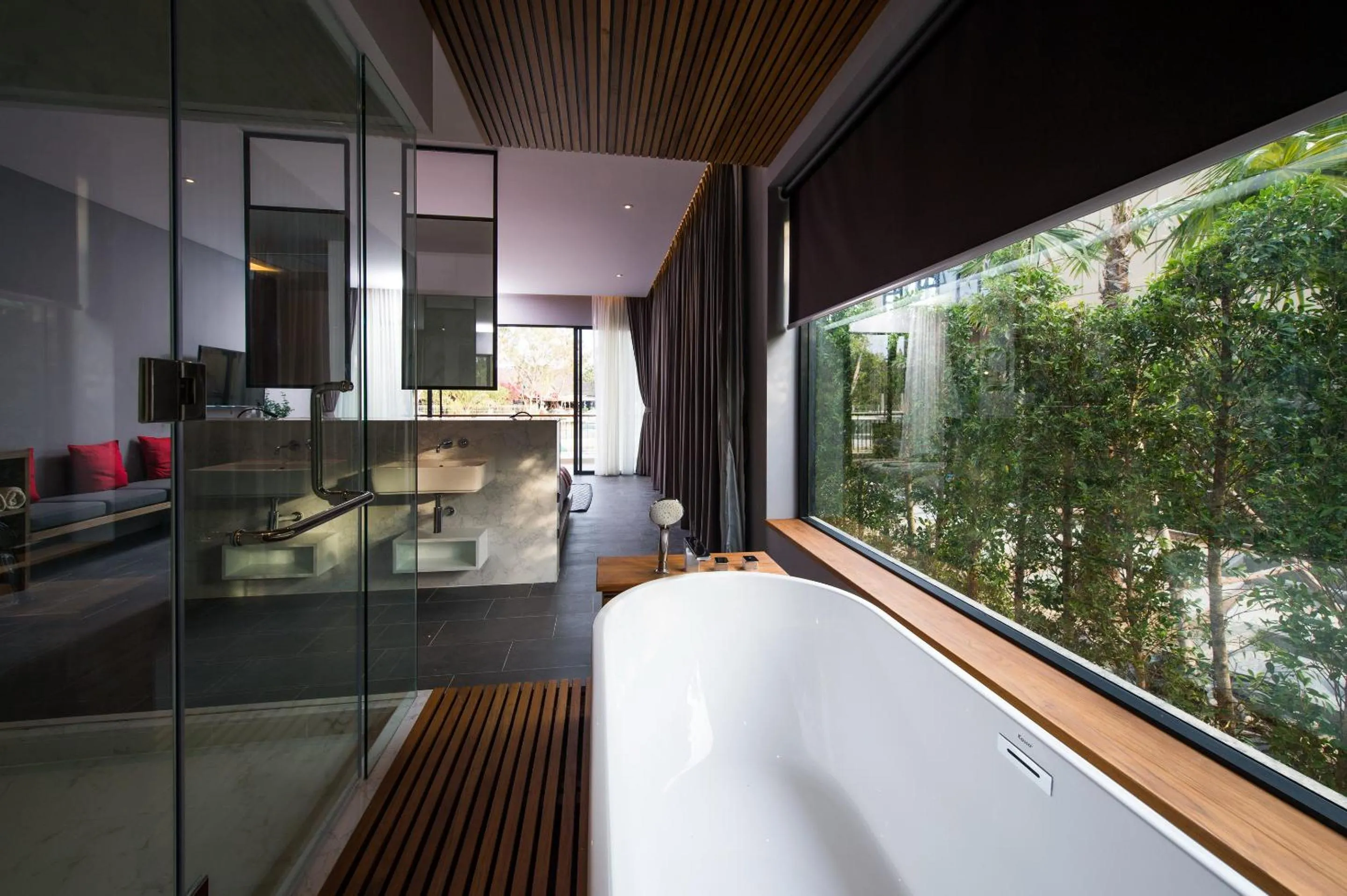 Bath in The Gallery Hotel Nai Harn