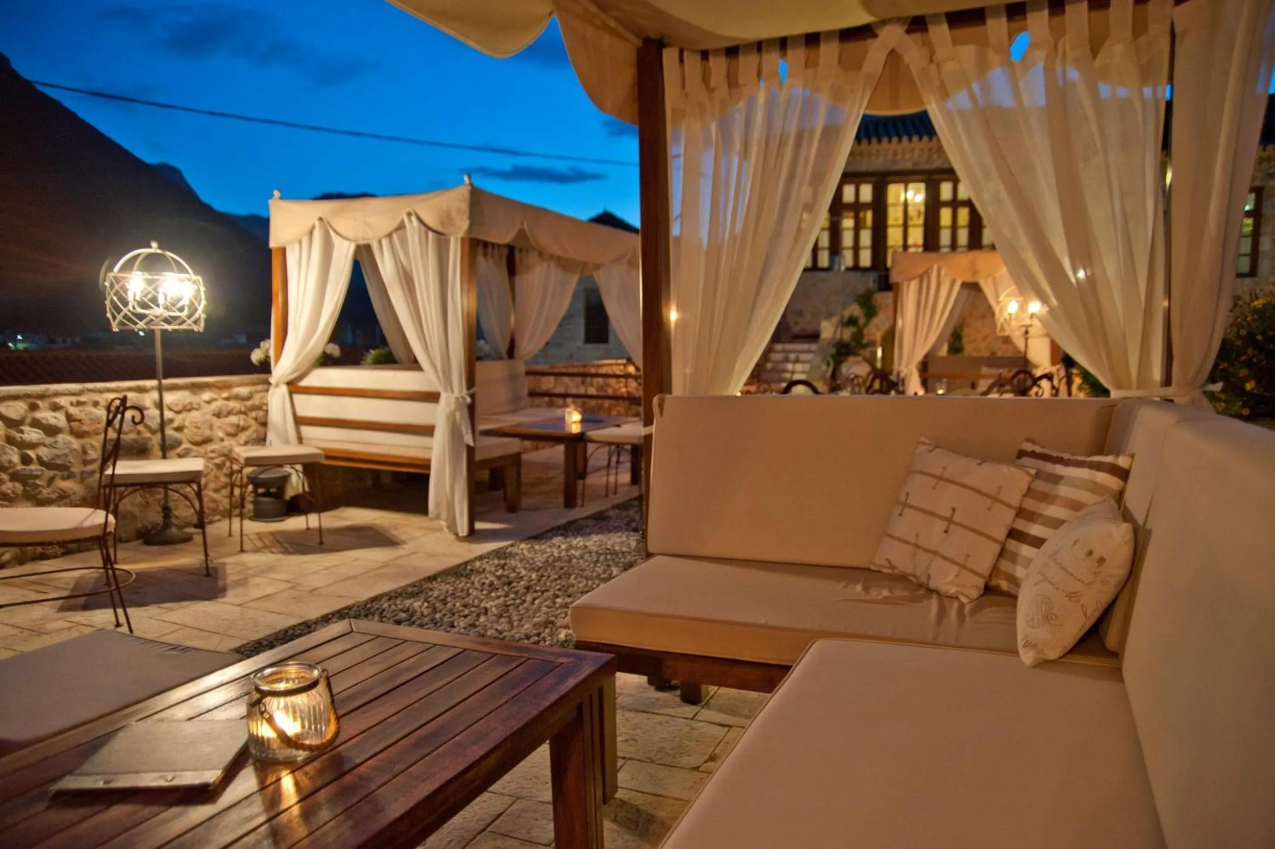 Night in Archontiko Hatzipanayioti