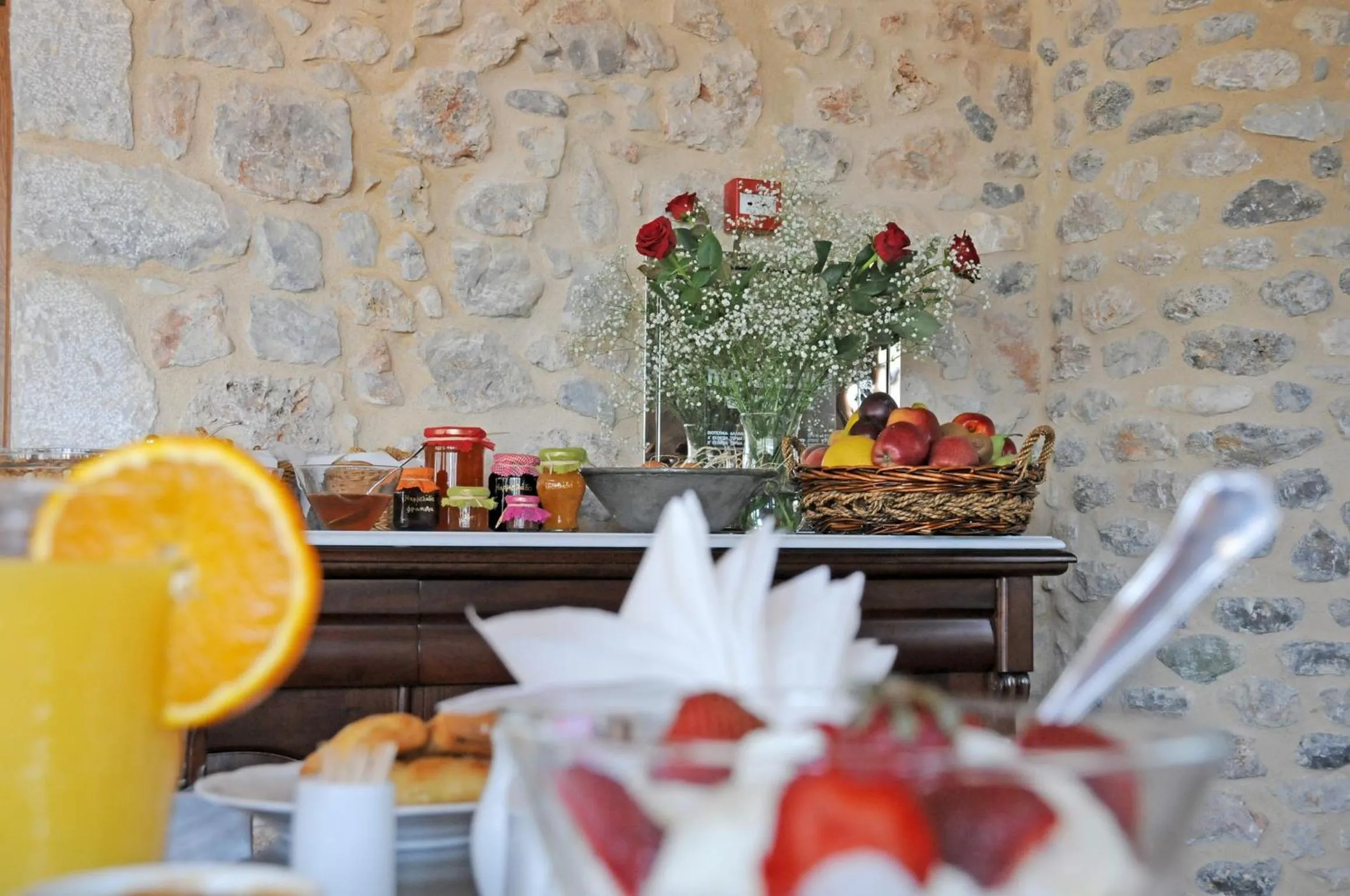 Restaurant/places to eat in Archontiko Hatzipanayioti