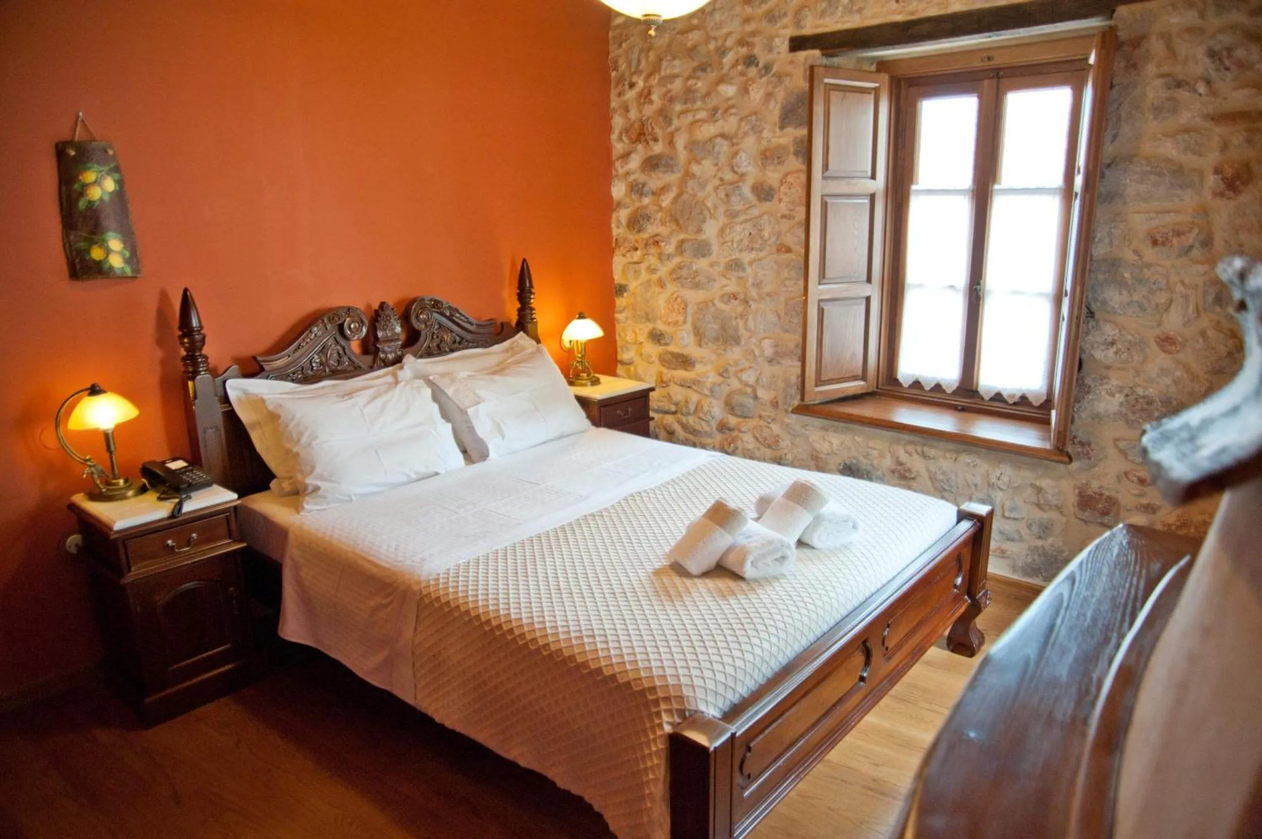 Bed in Archontiko Hatzipanayioti