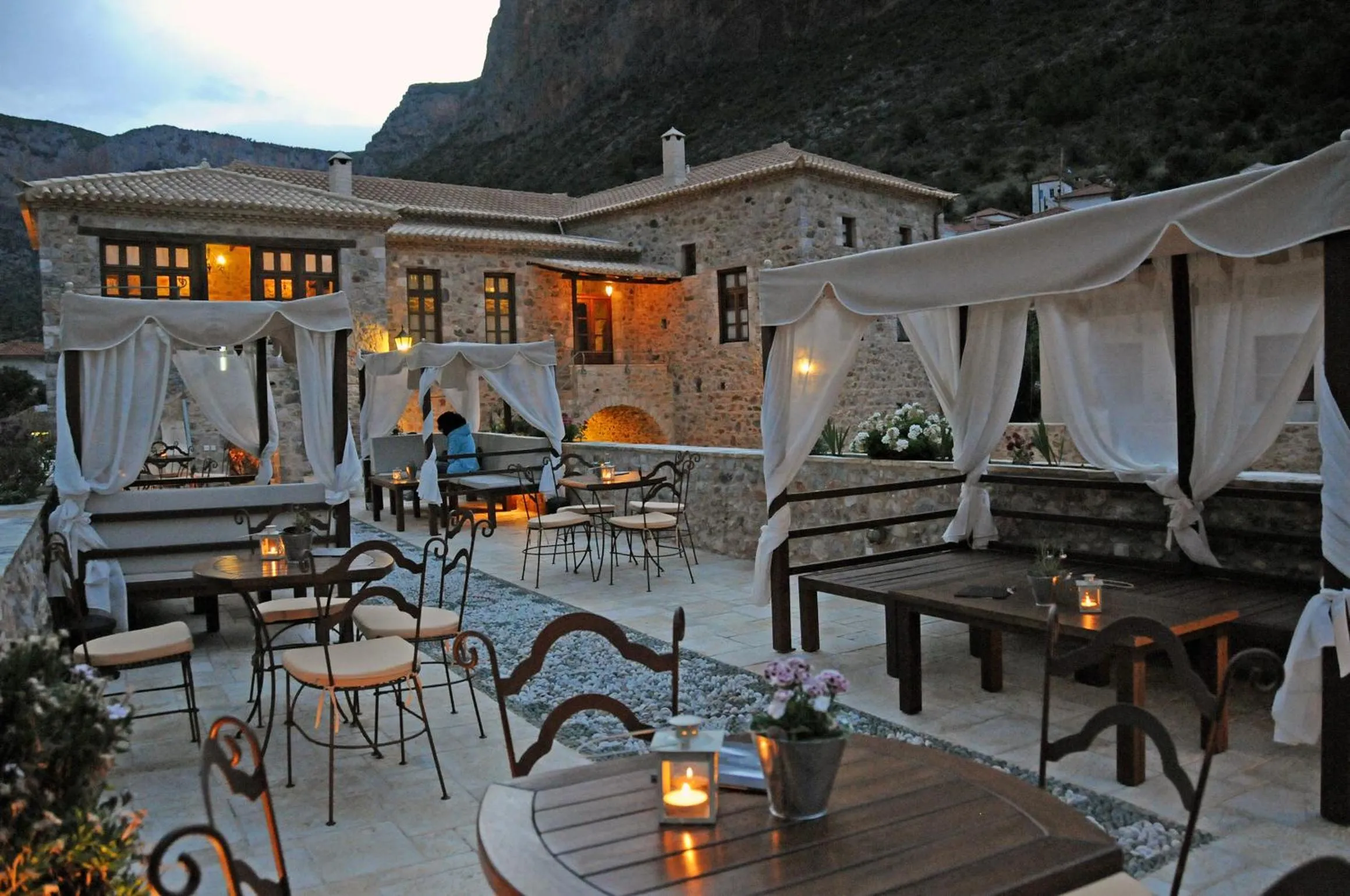 Night in Archontiko Hatzipanayioti