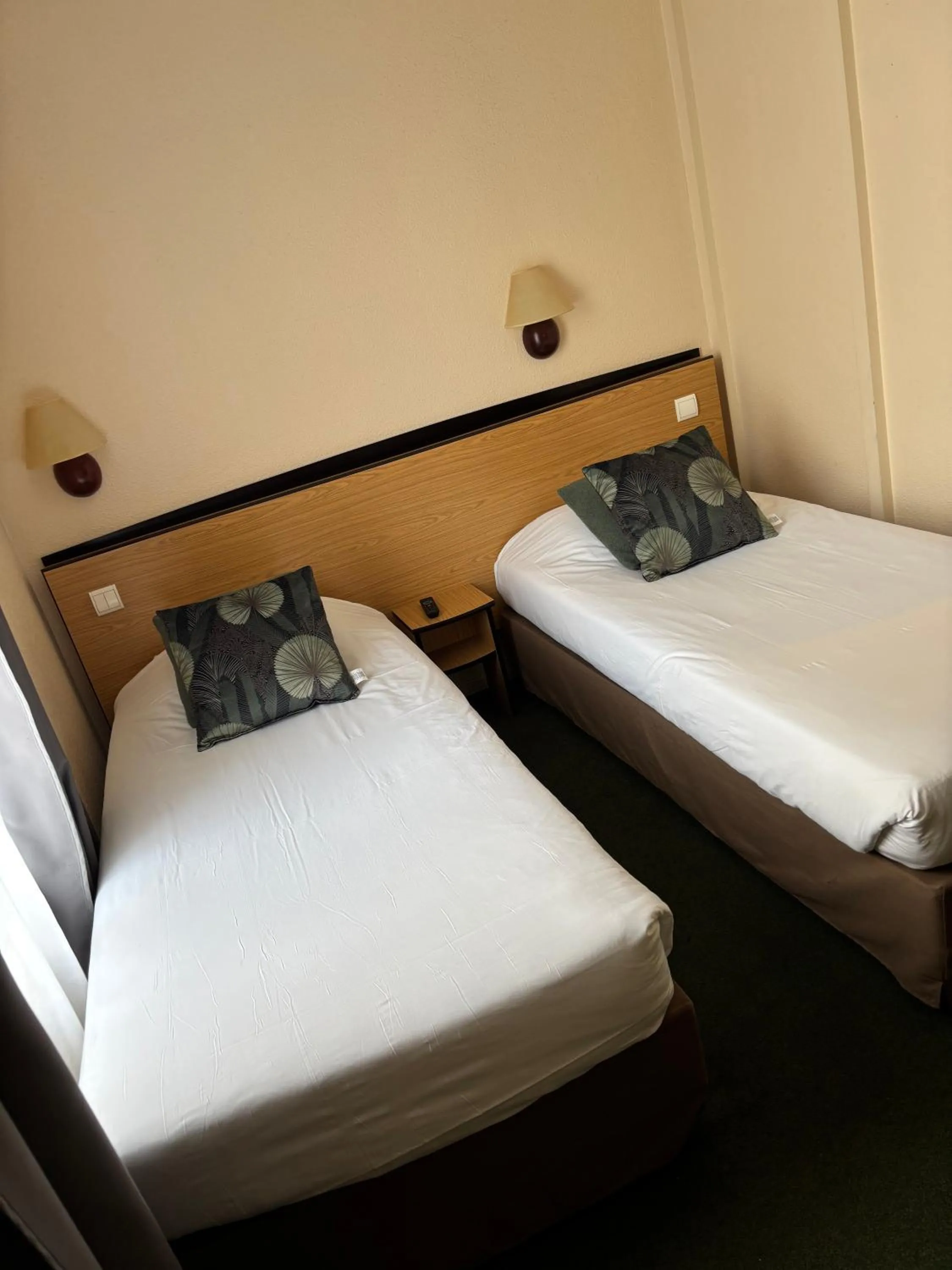 Bed in Campanile Dijon Centre - Gare