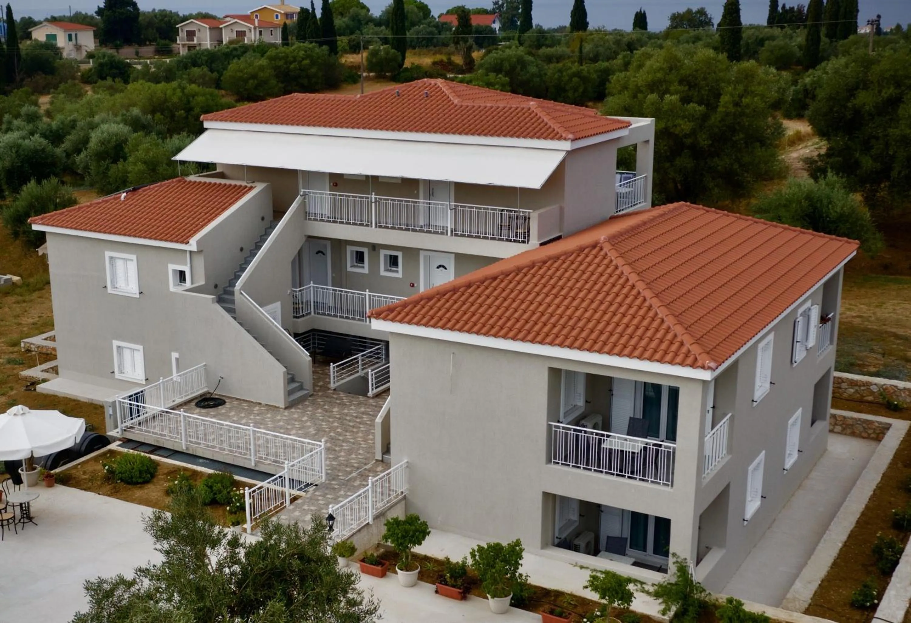 Facade/entrance in Casa De Rosa Apartments & Studios