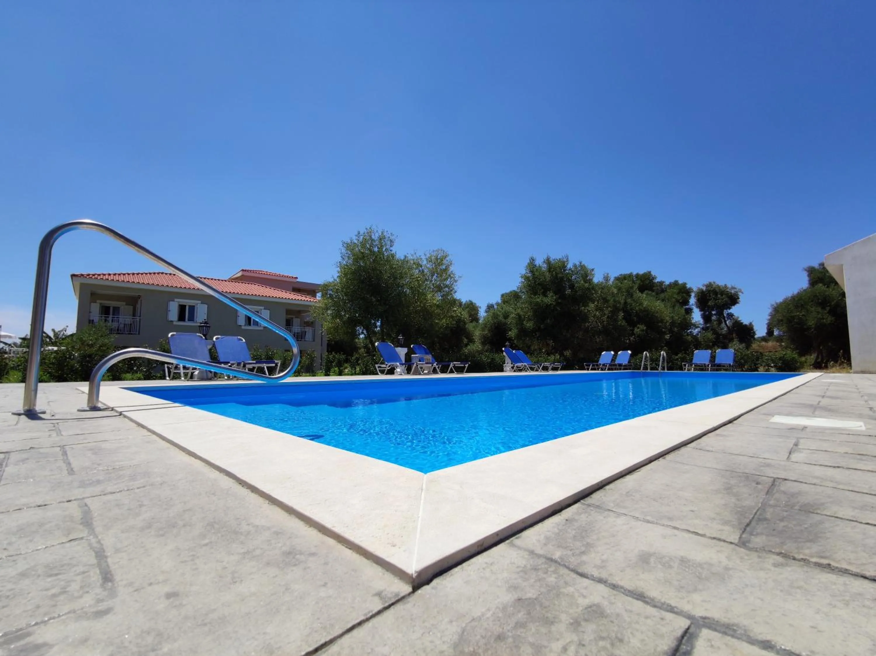 Swimming pool in Casa De Rosa Apartments & Studios