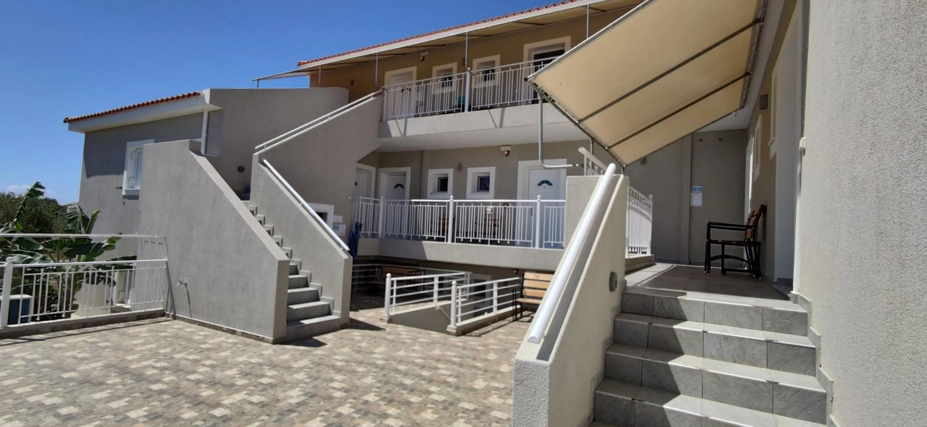 Property building in Casa De Rosa Apartments & Studios