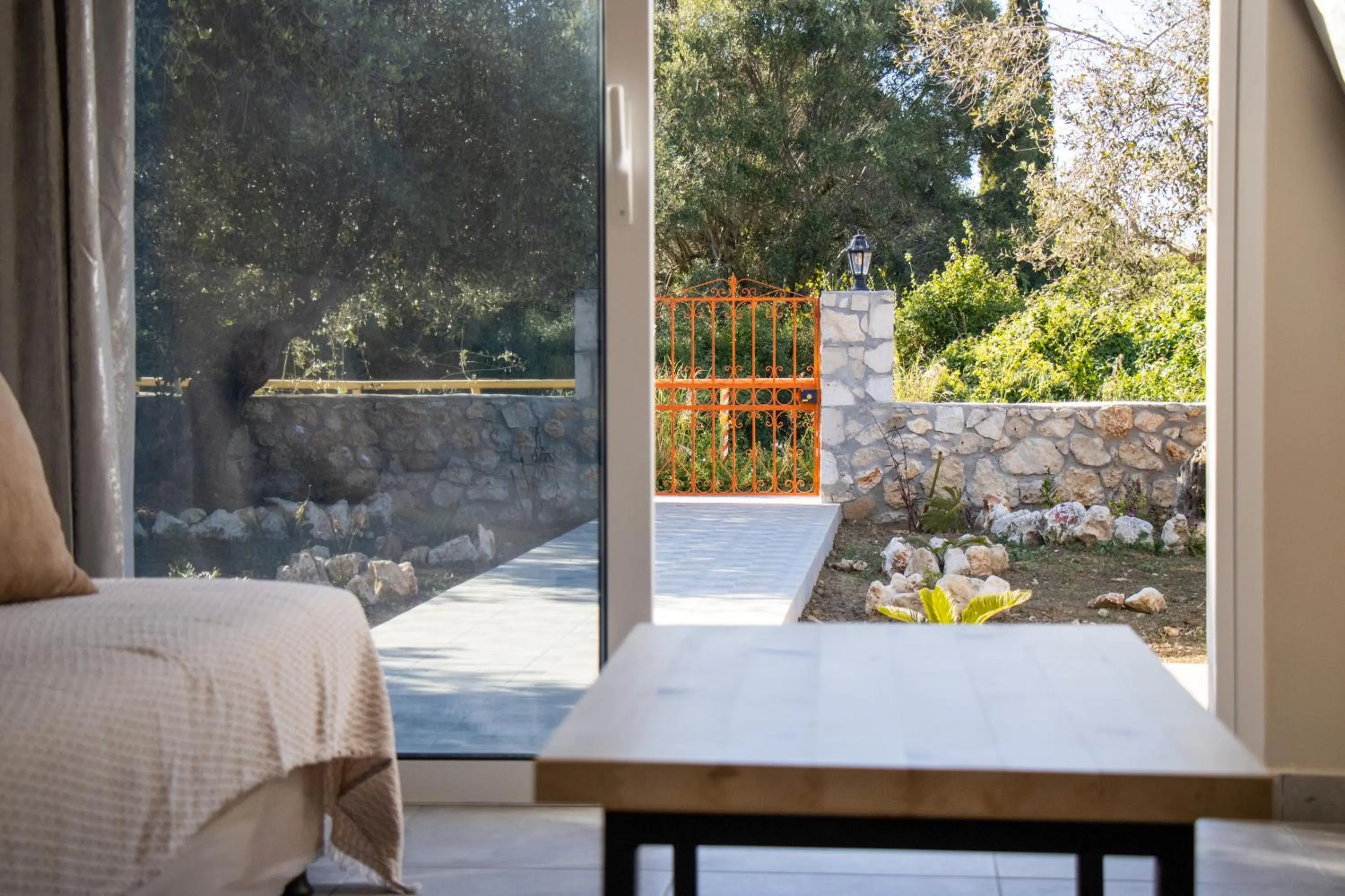 Living room in Casa De Rosa Apartments & Studios