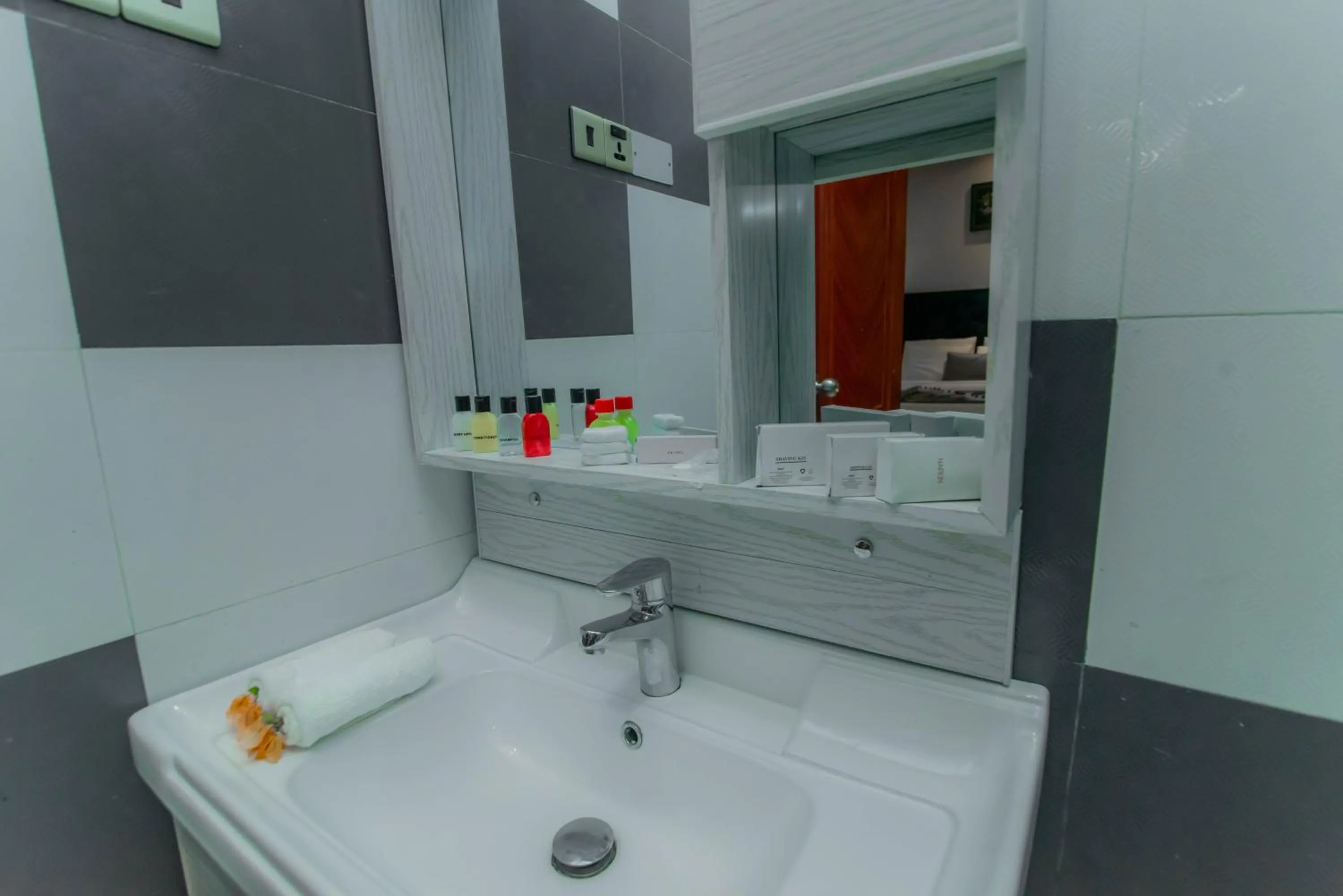 Bathroom in Royal Reach Udawalawe