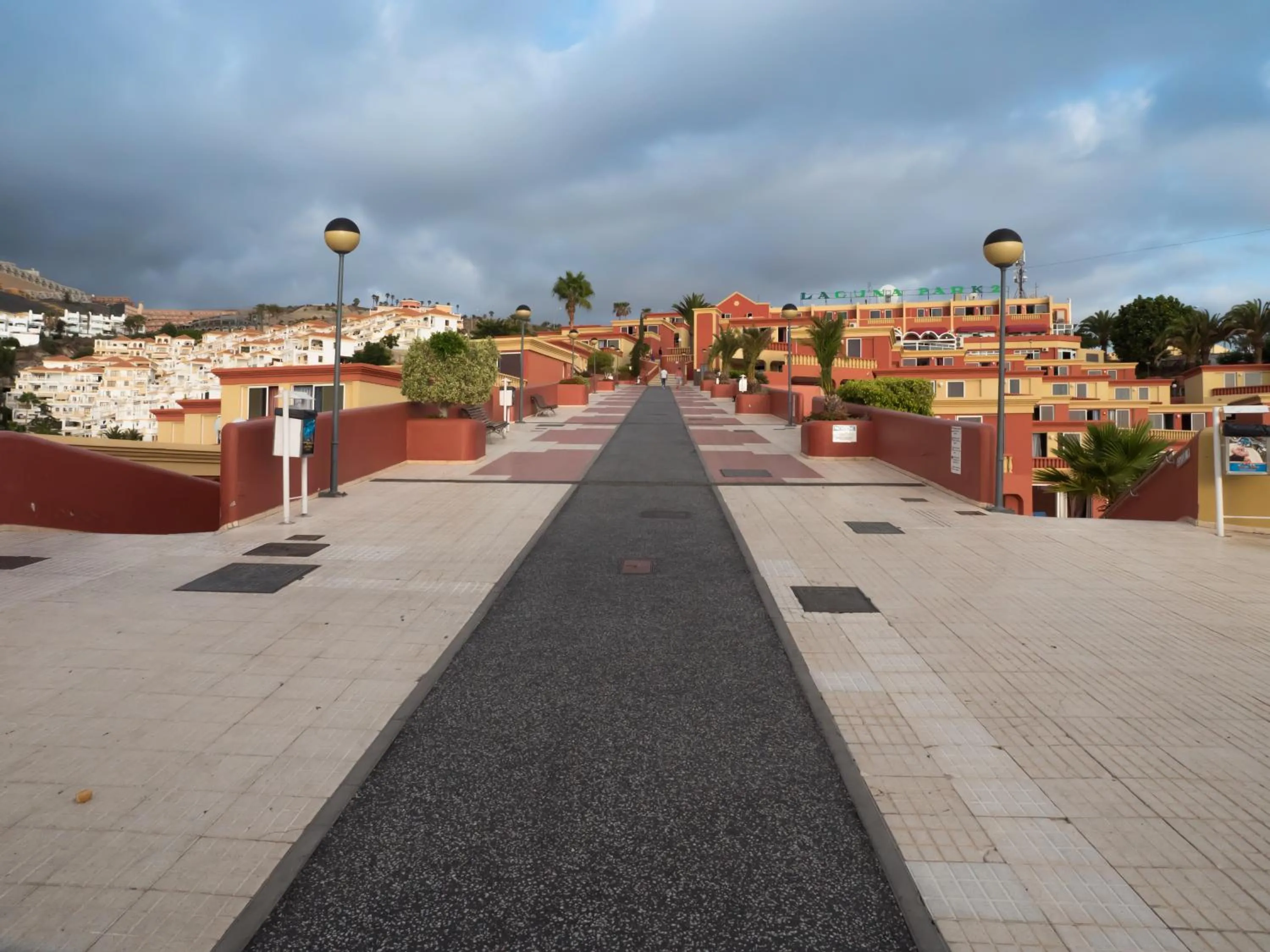 Property building in Laguna Park 2