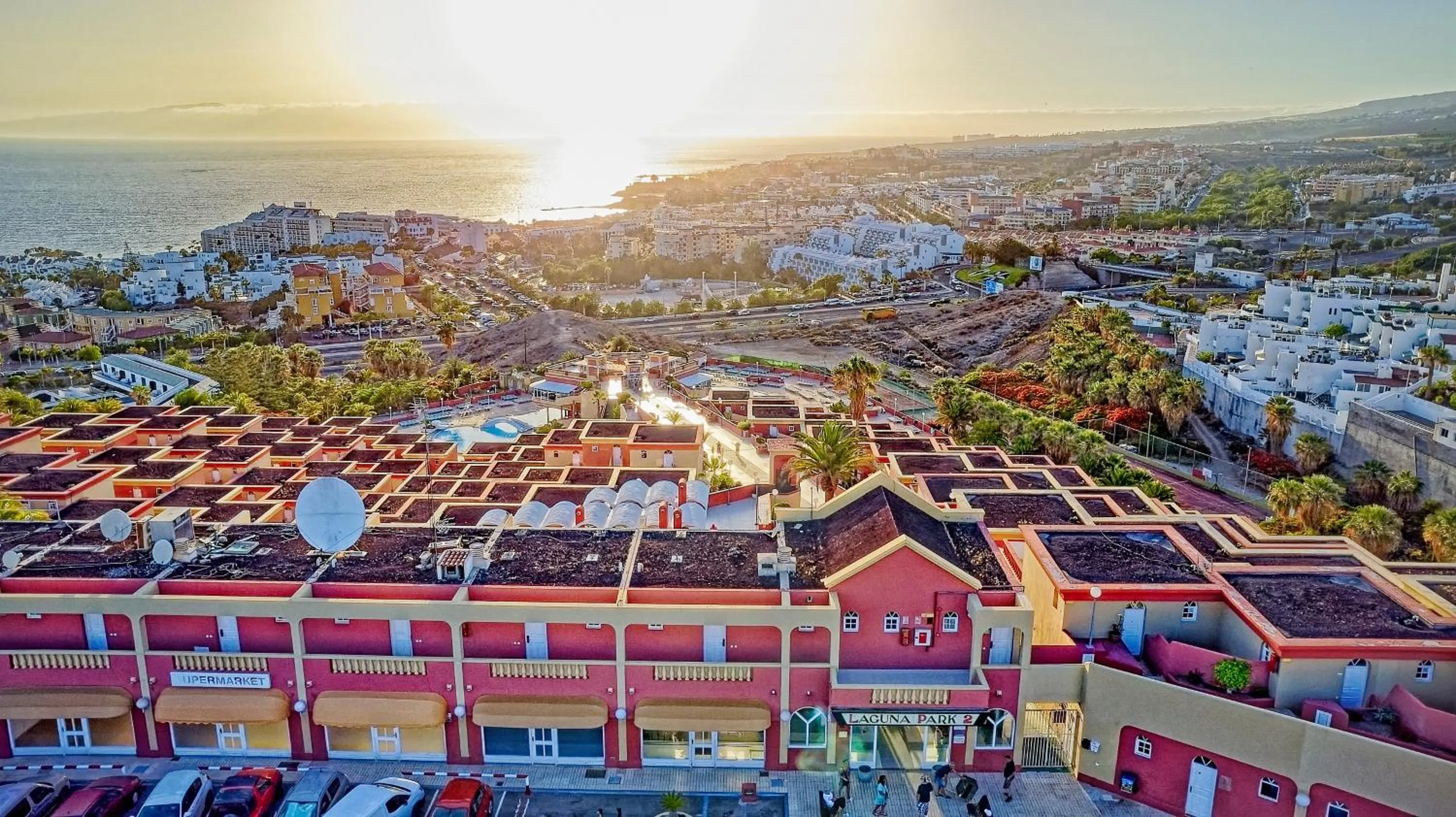 Property building in Laguna Park 2