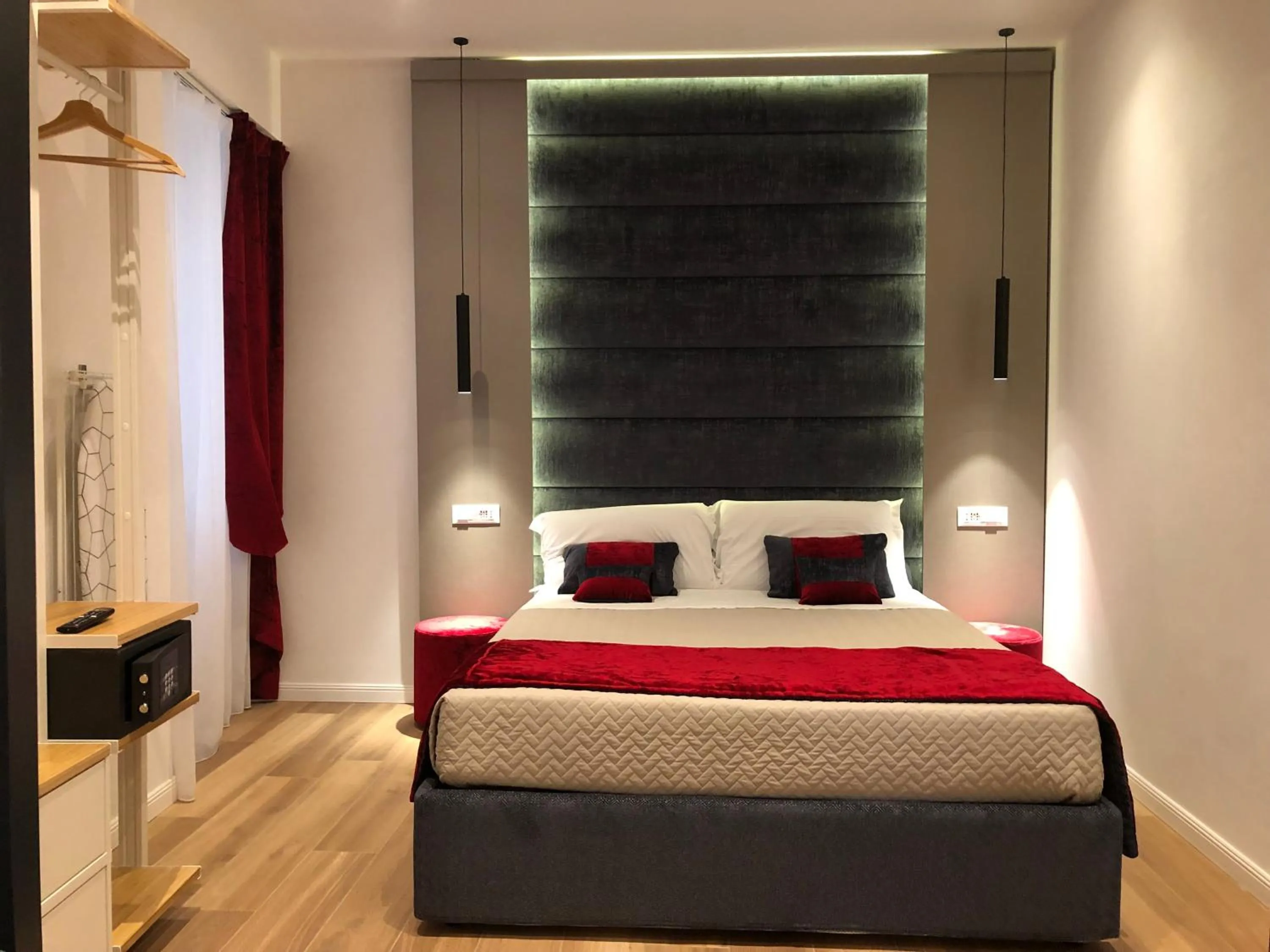 Bedroom, Bed in Elegant Apartments 5 terre la spezia