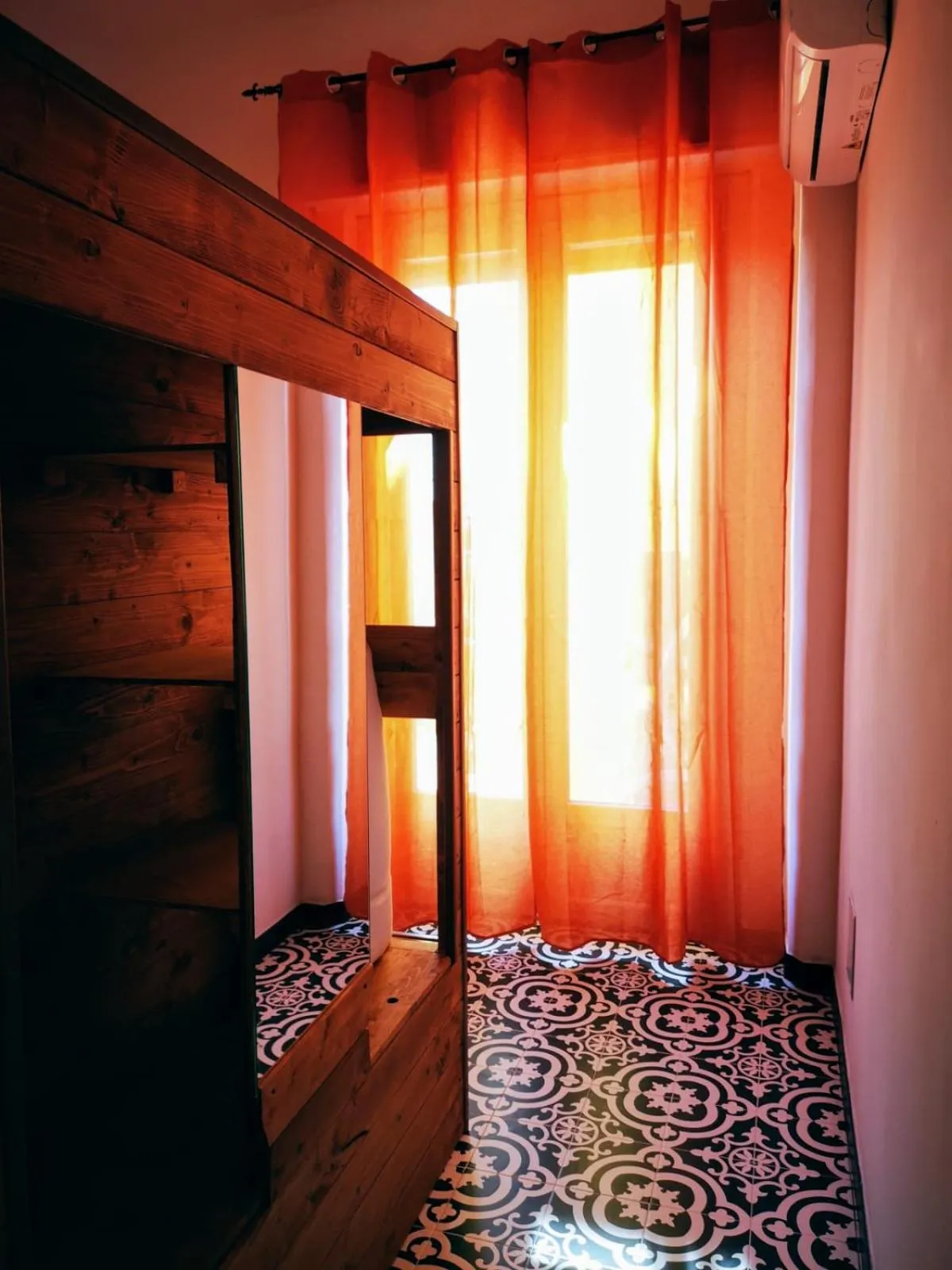 Bed in Trapani Destinations b&b