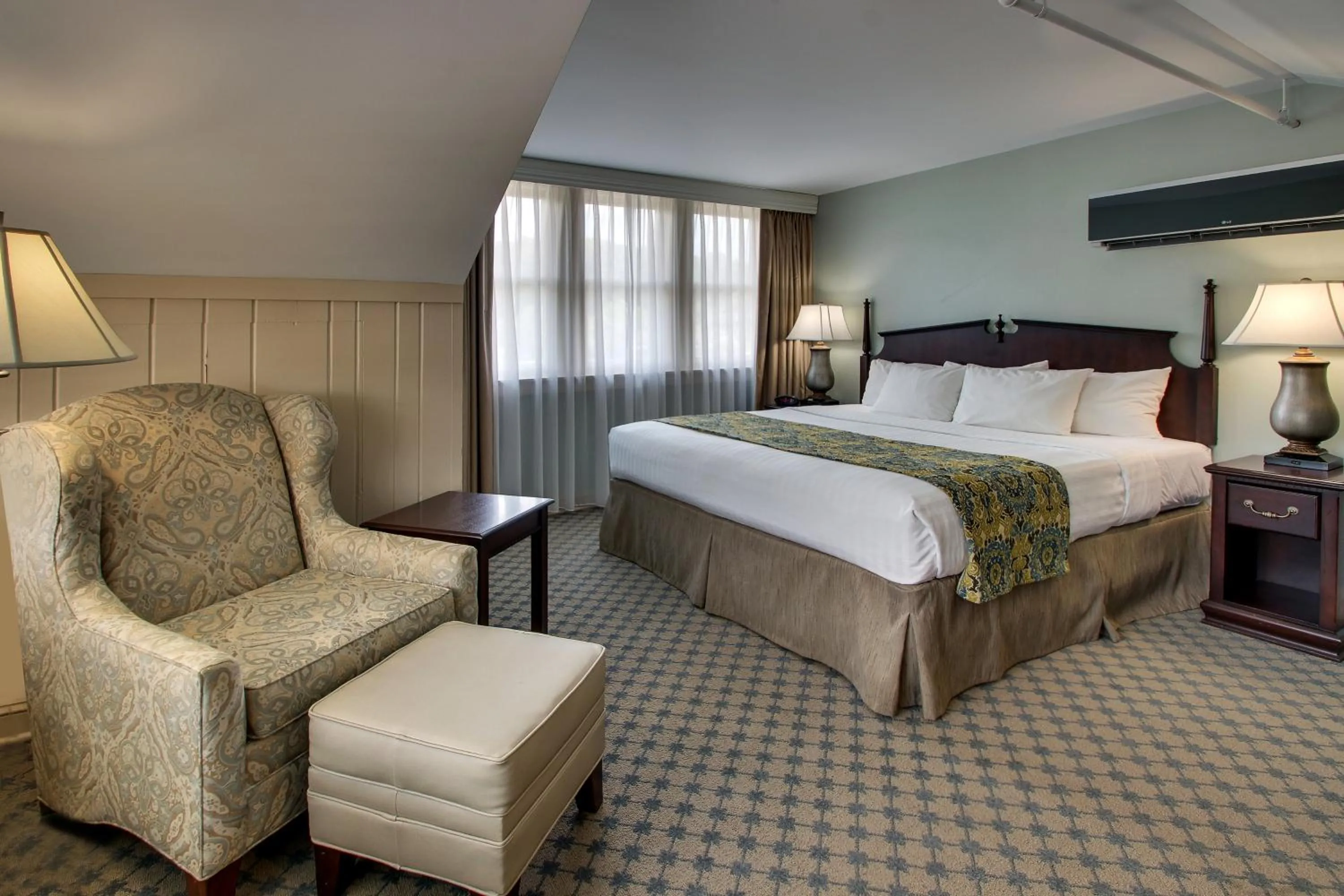 Bedroom, Bed in The Inn at Wise