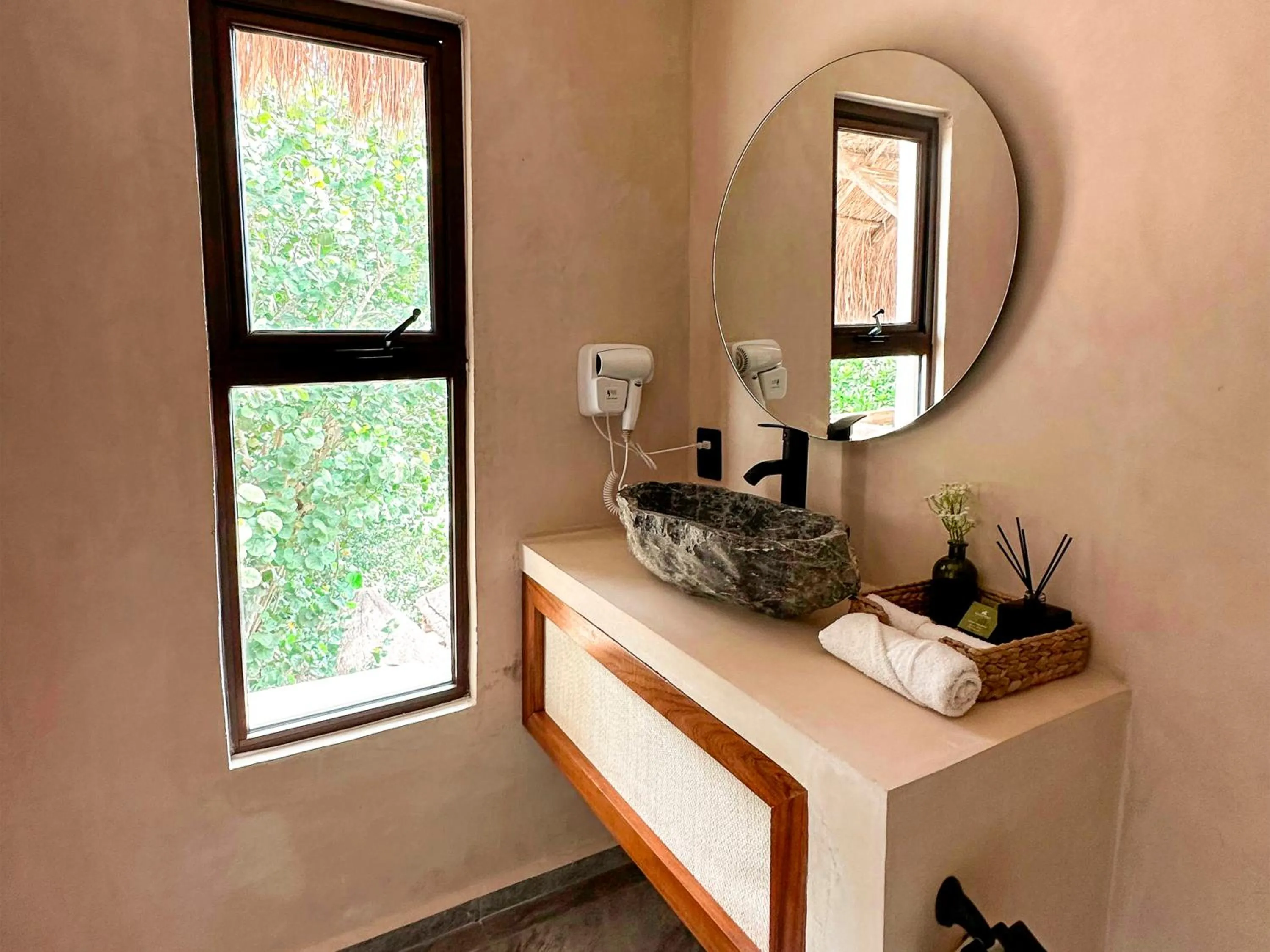 Bathroom in Zelune Luxury Lagoon Resort Bacalar - Adults Only