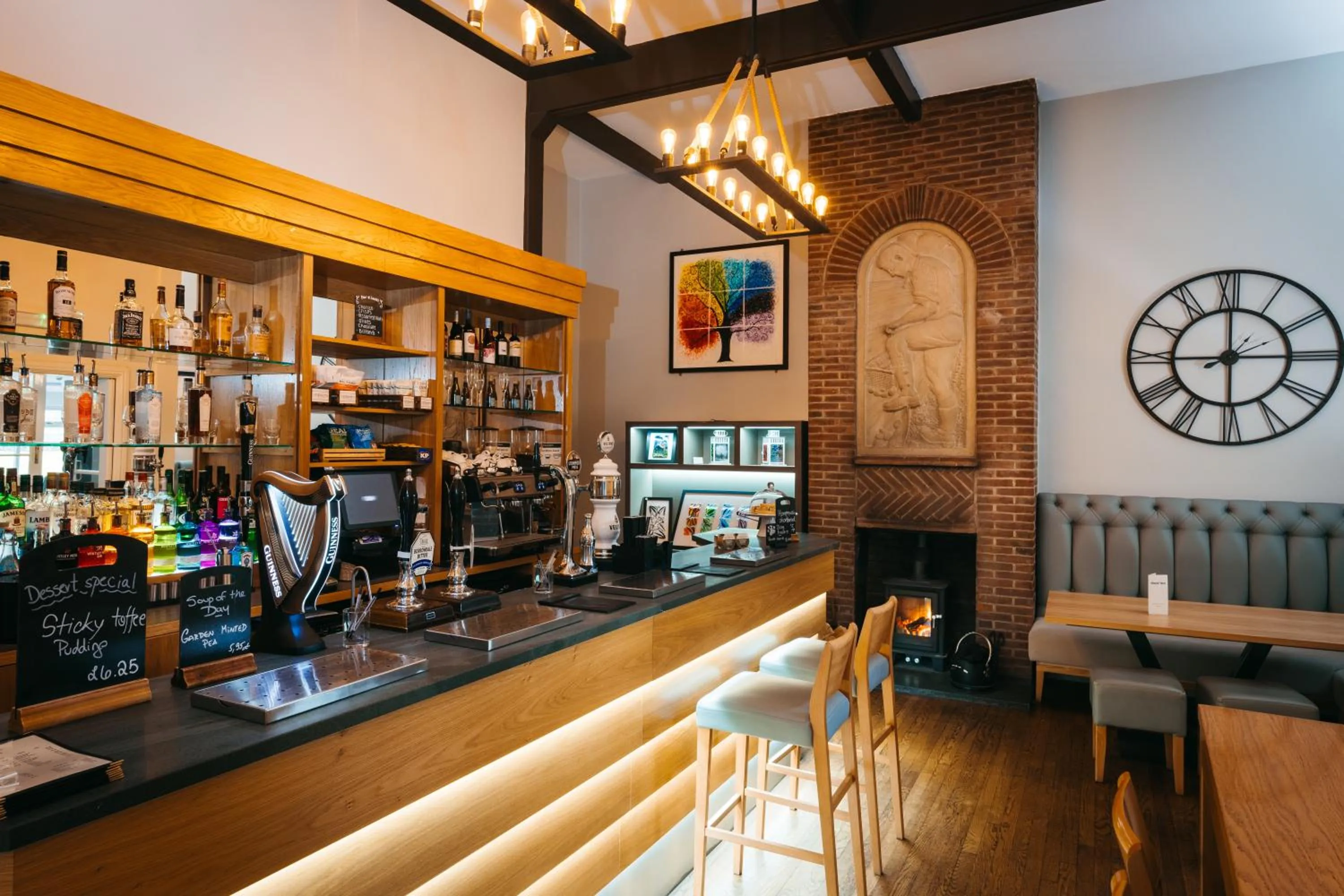 Lounge or bar in Glaramara Hotel