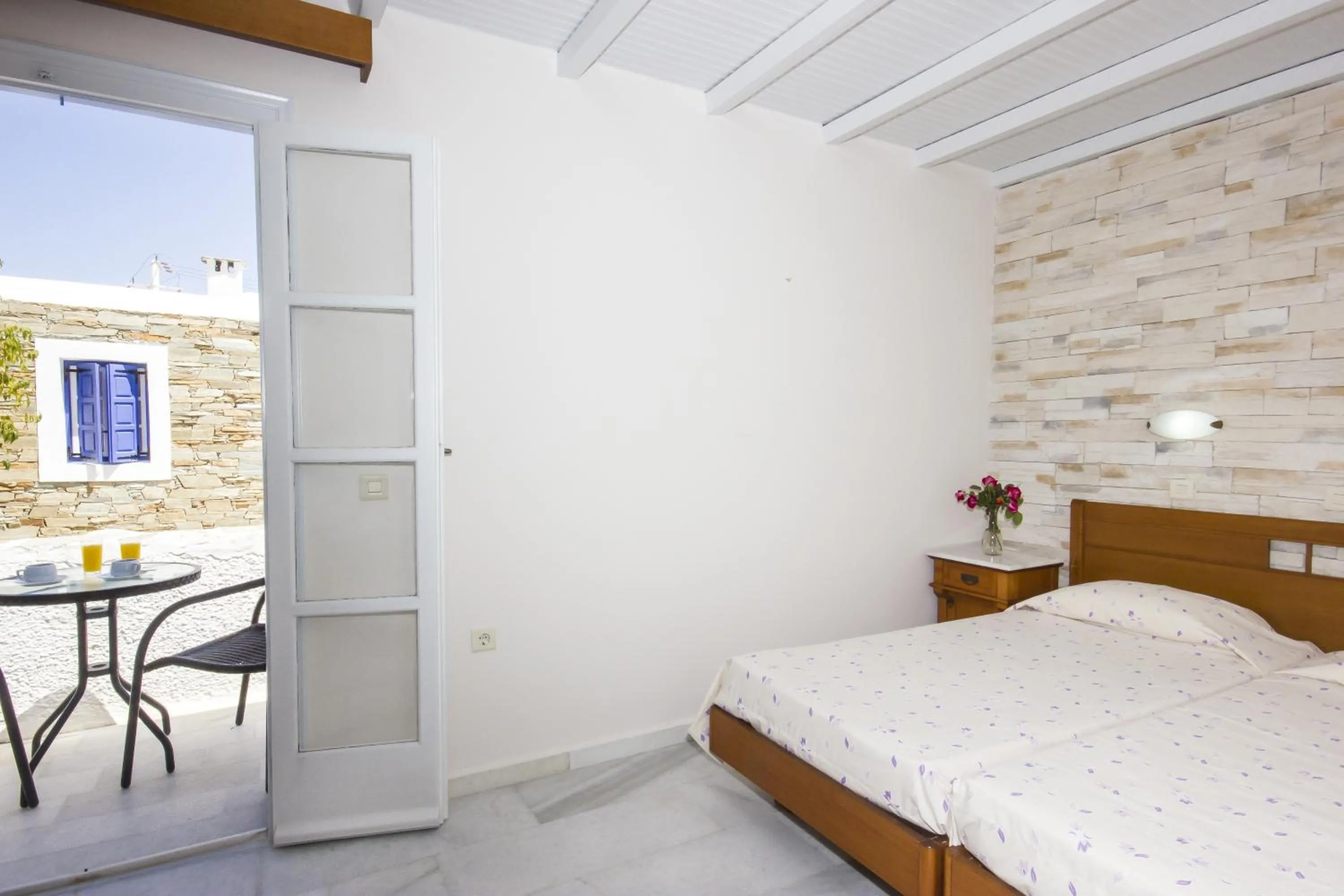 Day, Bed in Naxos Holidays