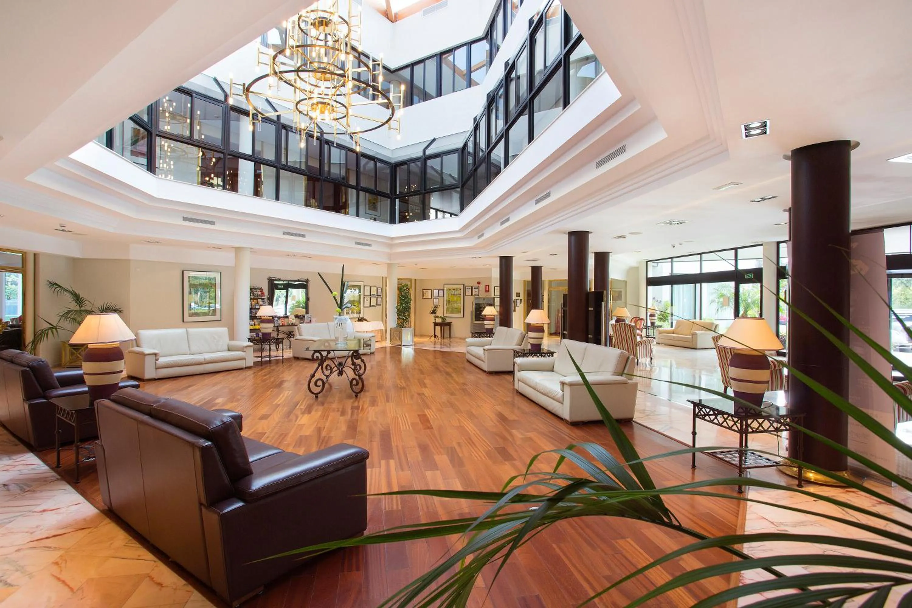 Lobby or reception in Hipotels Sherry Park