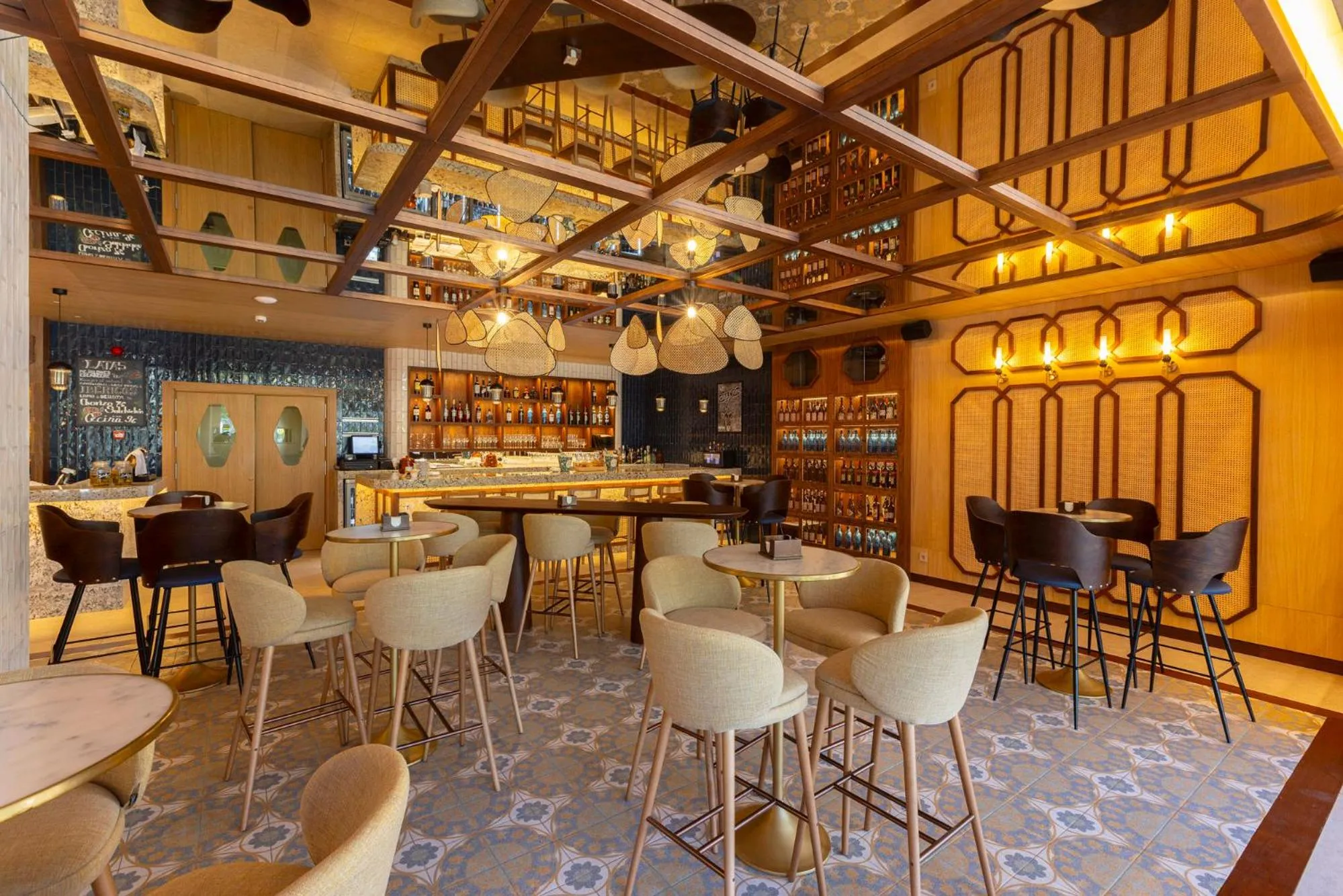 Restaurant/places to eat in Hipotels Sherry Park