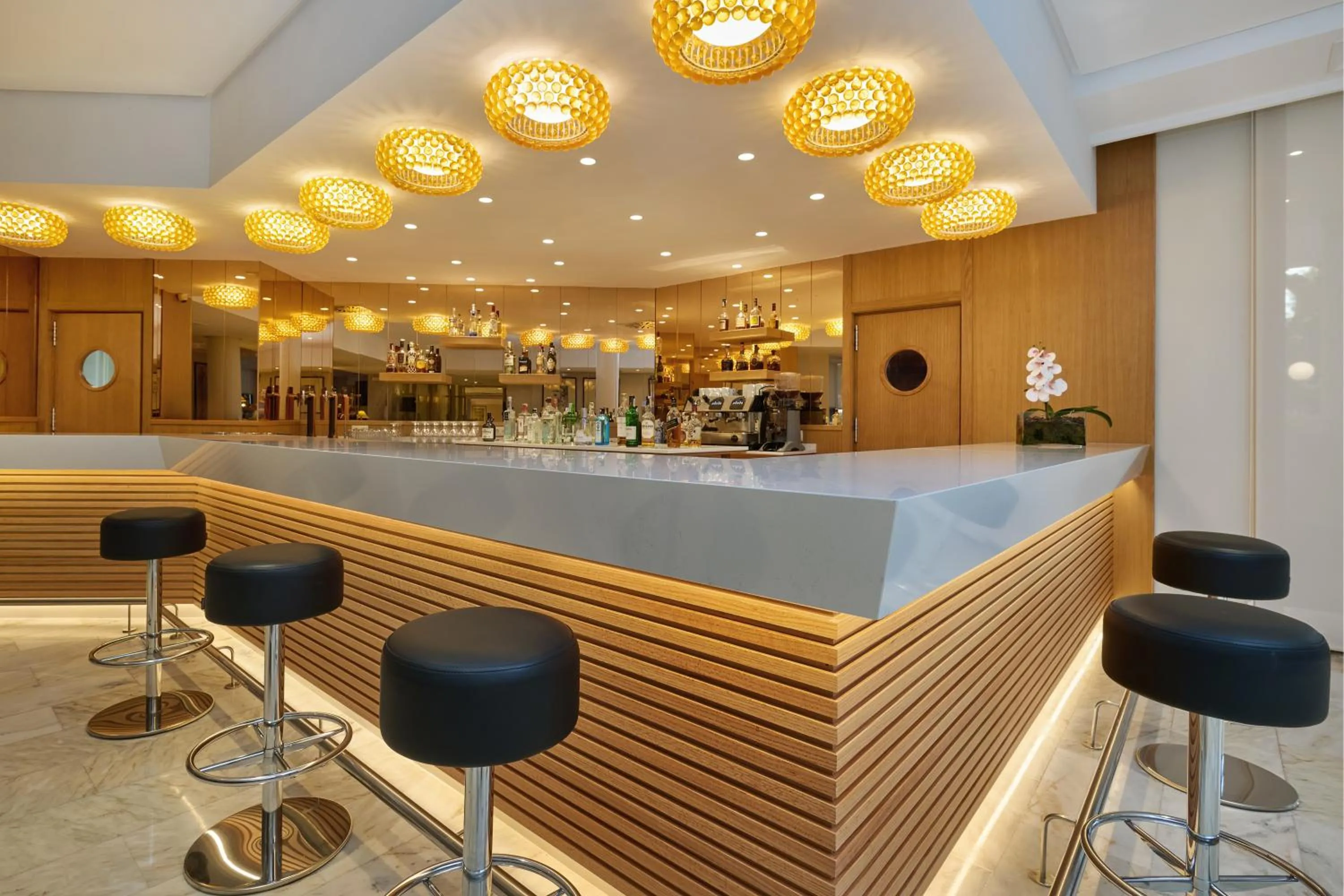 Lounge or bar in Hipotels Sherry Park