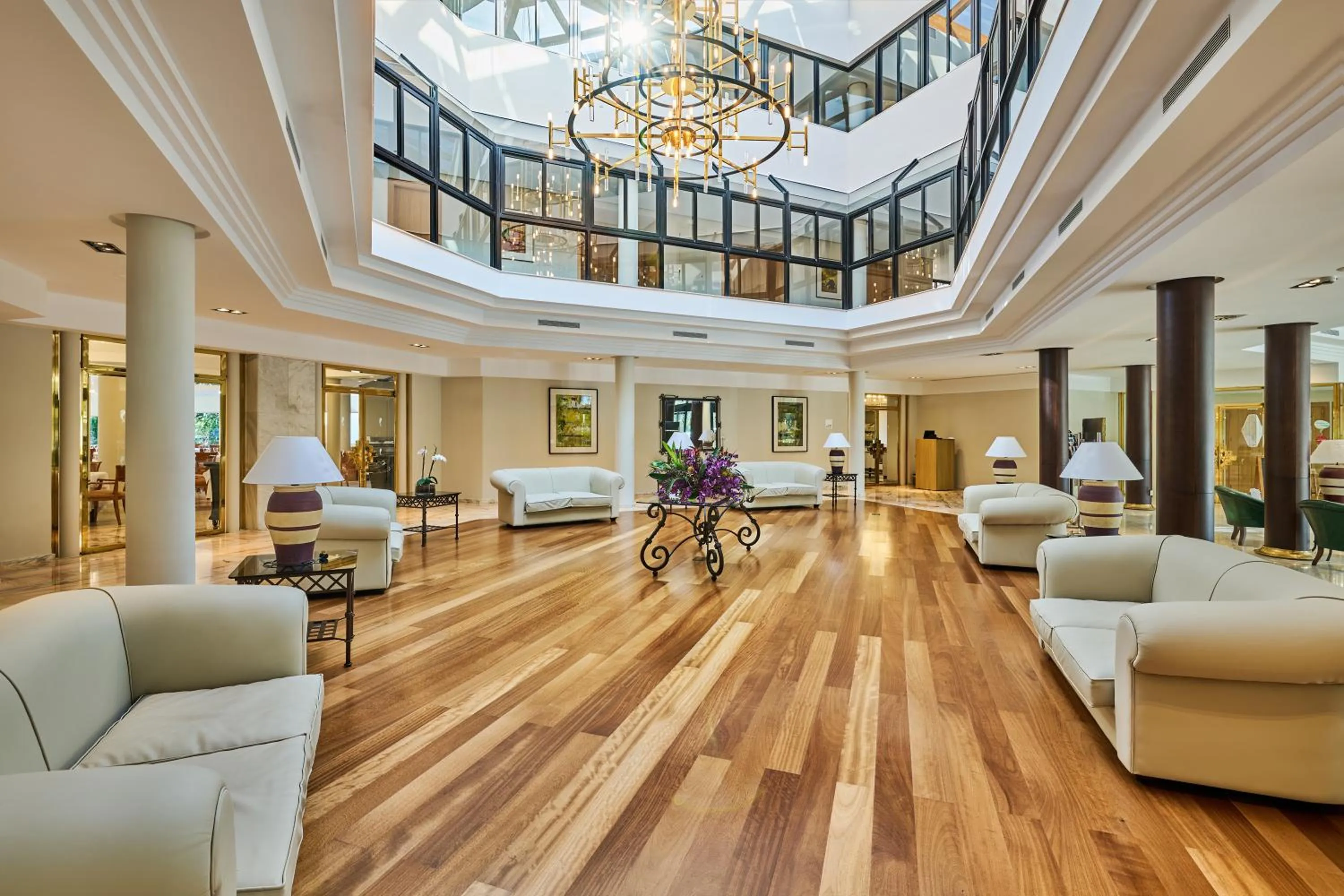 Lobby or reception in Hipotels Sherry Park