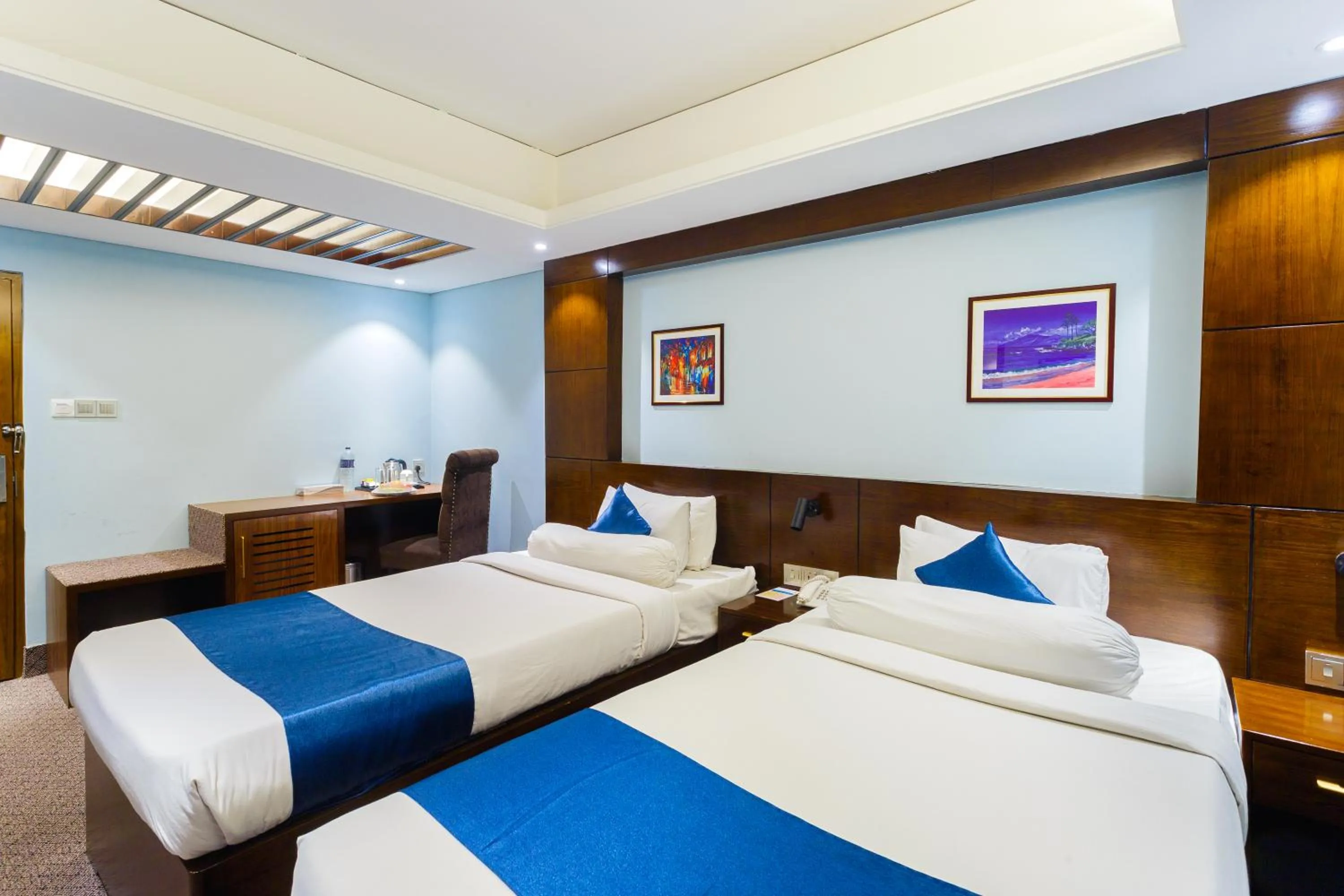 Photo of the whole room, Bed in HOTEL THE CAPITAL LTD.