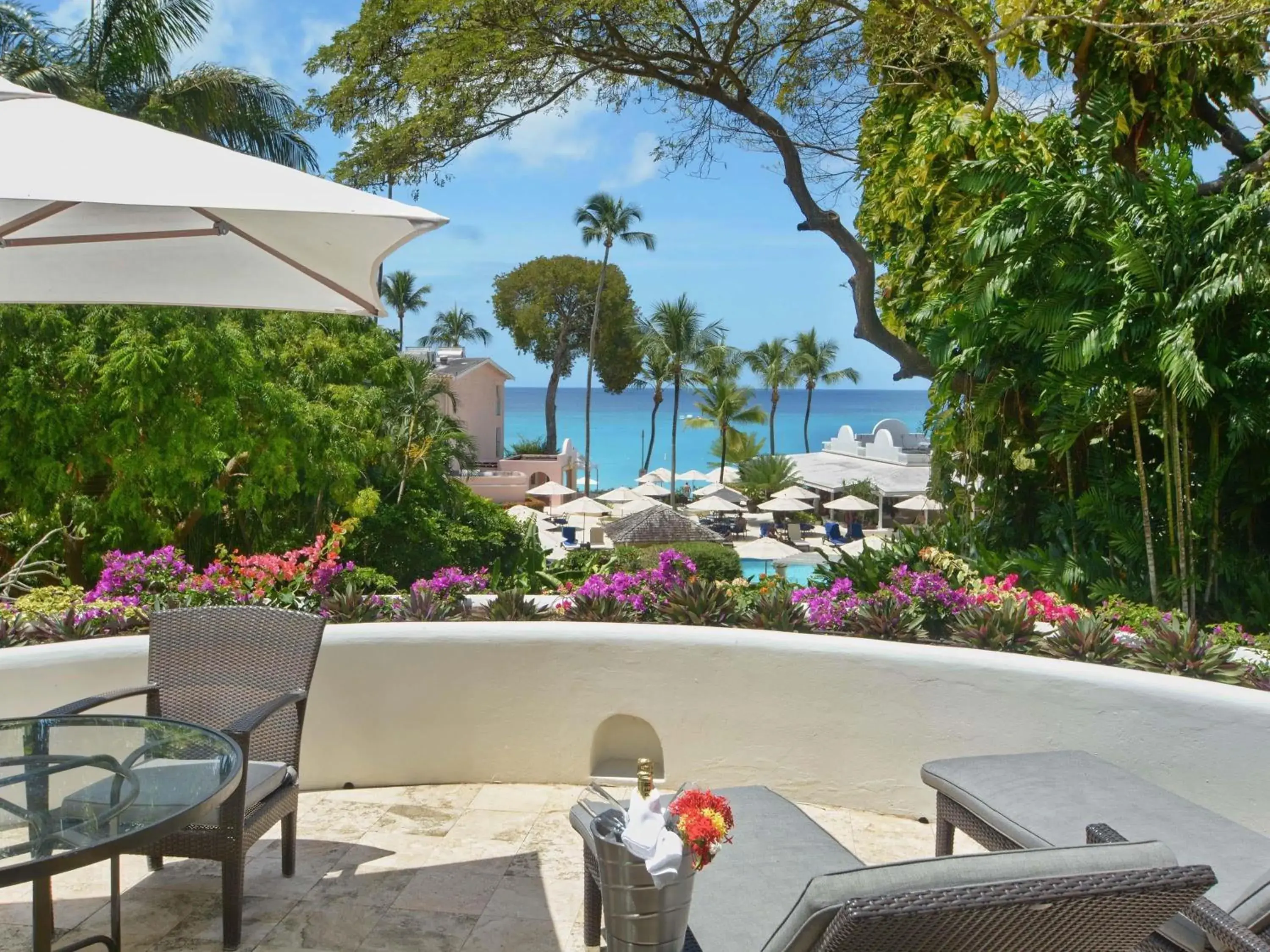 Villa Junior Suite with One King Bed and Garden View in Fairmont Royal Pavilion Barbados Resort Villa Junior Suite with One King Bed and Garden View in Fairmont Royal Pavilion Barbados Resort