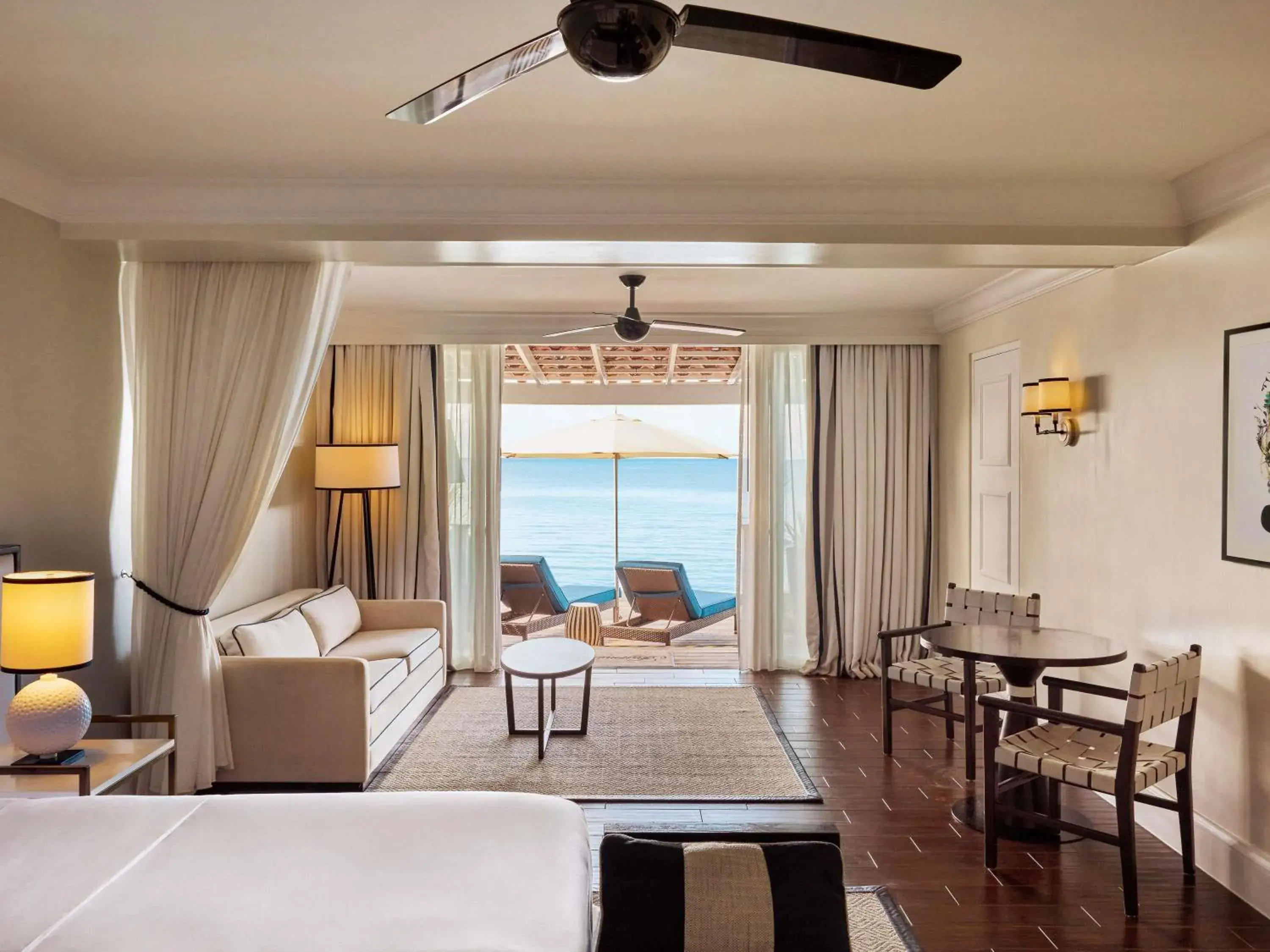 Beachfront King Room - Accessible in Fairmont Royal Pavilion Barbados Resort Beachfront King Room - Accessible in Fairmont Royal Pavilion Barbados Resort