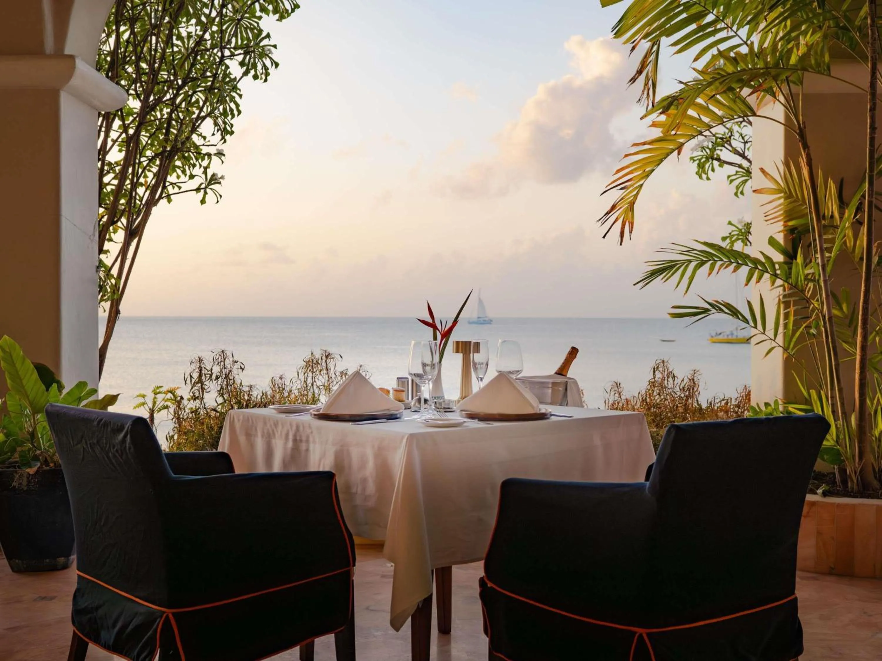 Restaurant/places to eat in Fairmont Royal Pavilion Barbados Resort