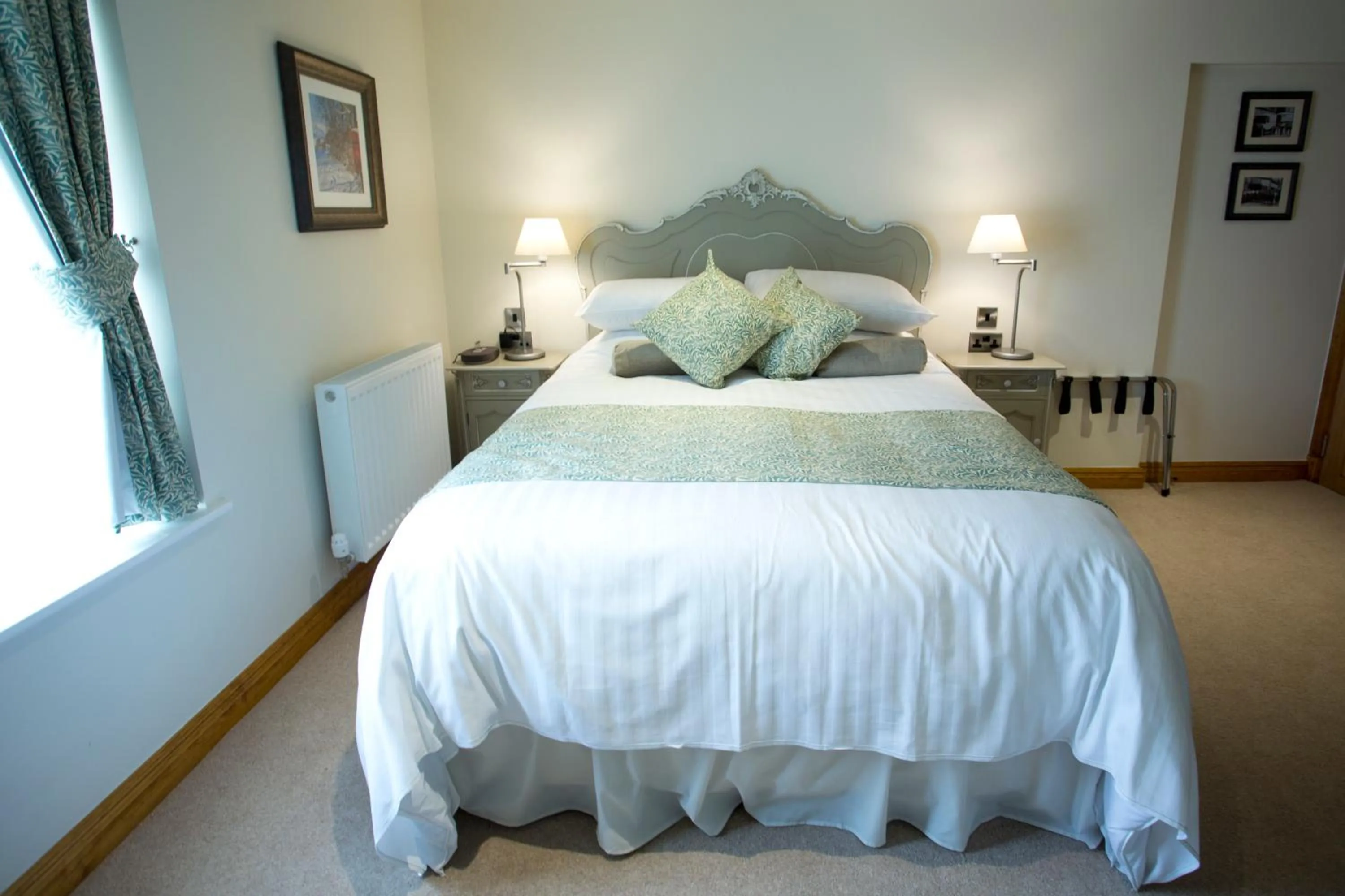 Bed in The Black Swan