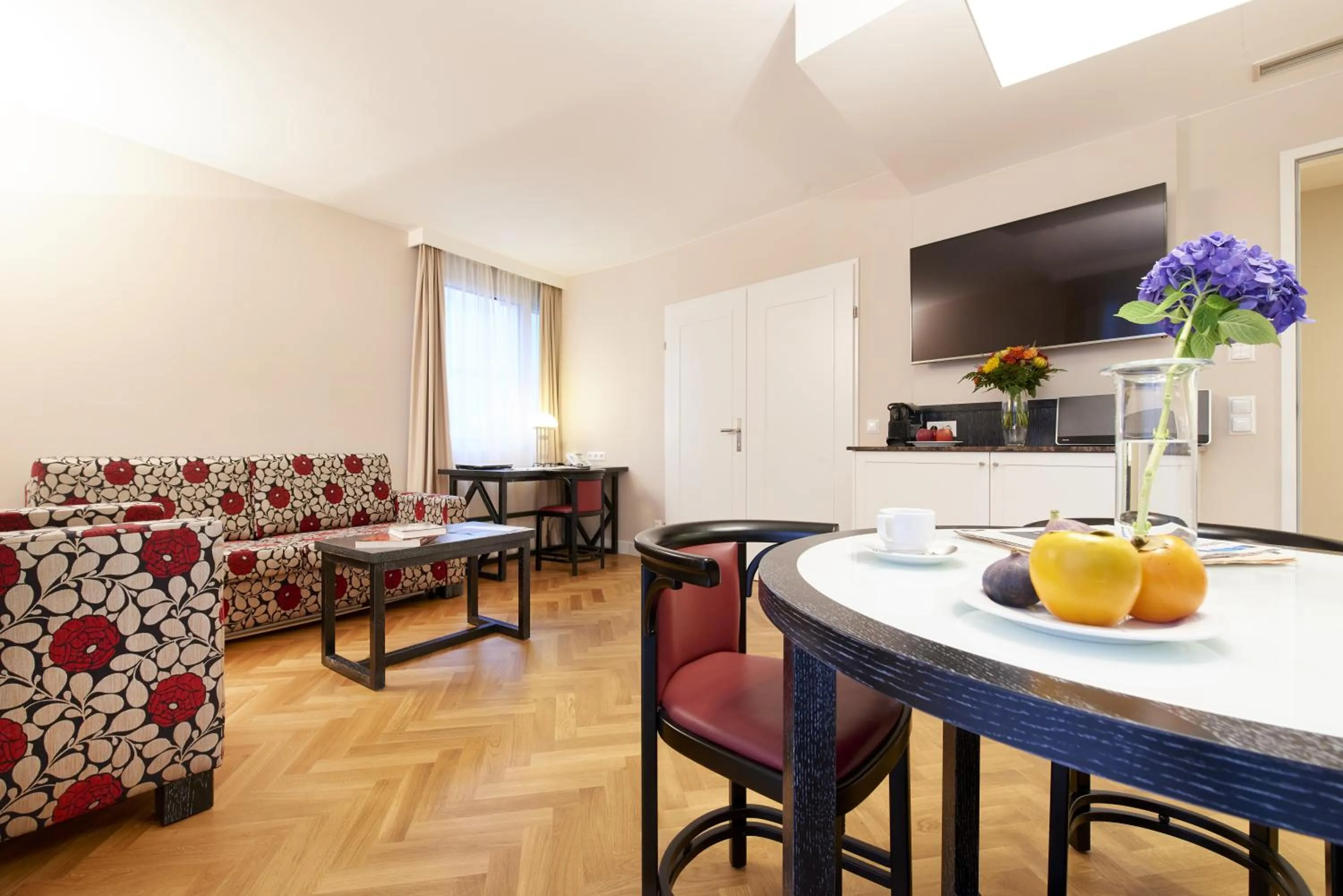 Living room in Singerstrasse 21-25 Aparthotel 350m next to St Stephen's Square