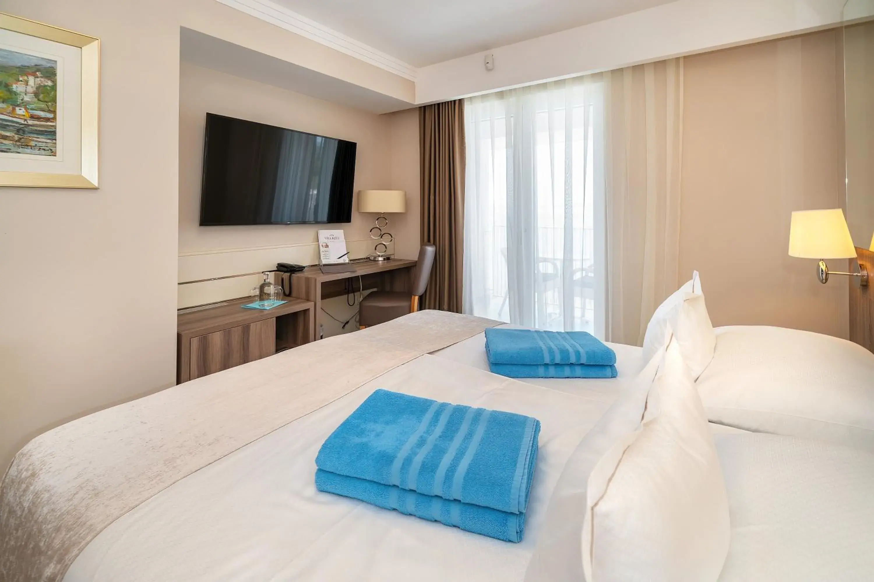 Superior Double Room with Balcony and Sea View in Hotel Vila Rova Superior Double Room with Balcony and Sea View in Hotel Vila Rova