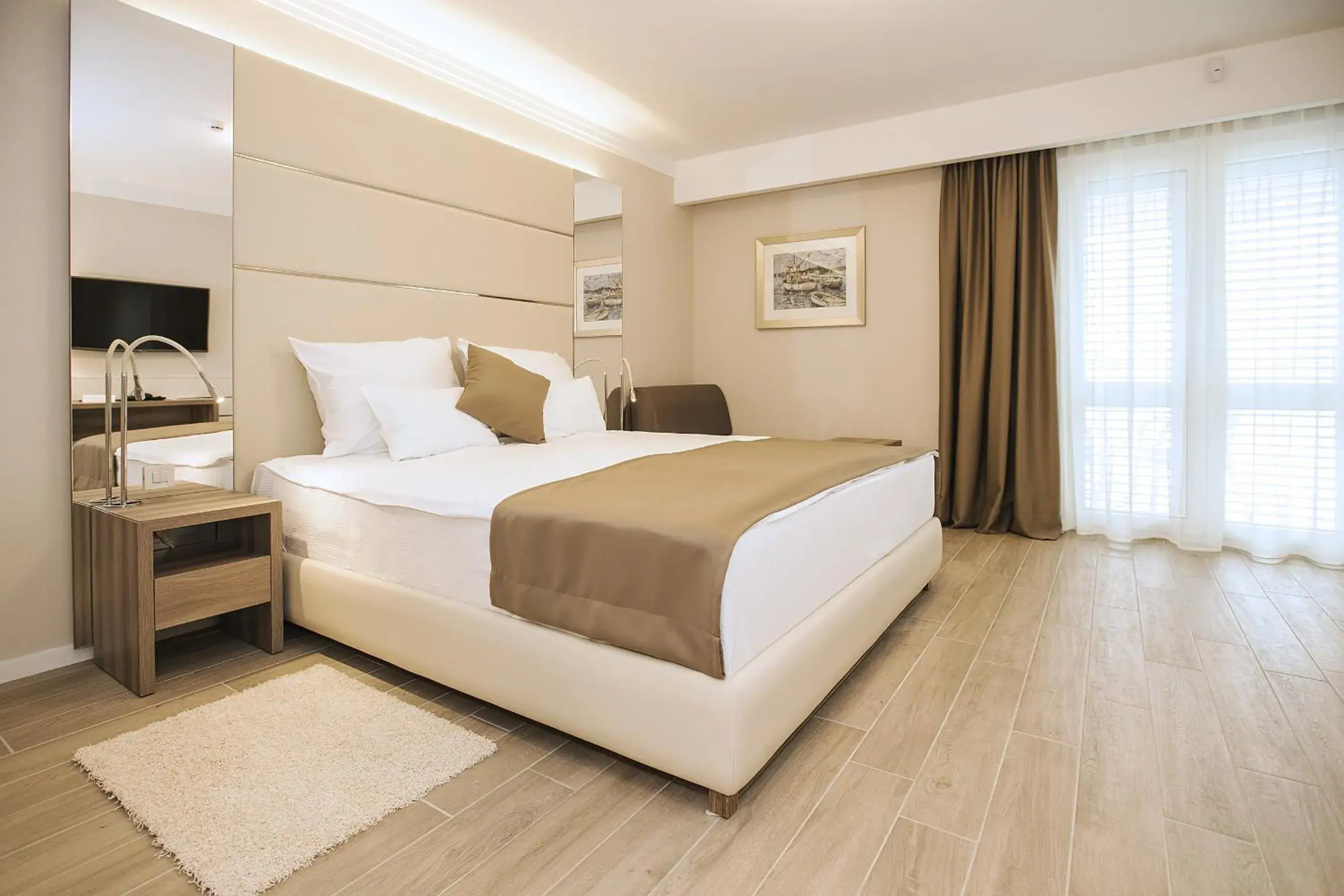 Superior Double Room with Balcony in Hotel Vila Rova Superior Double Room with Balcony in Hotel Vila Rova