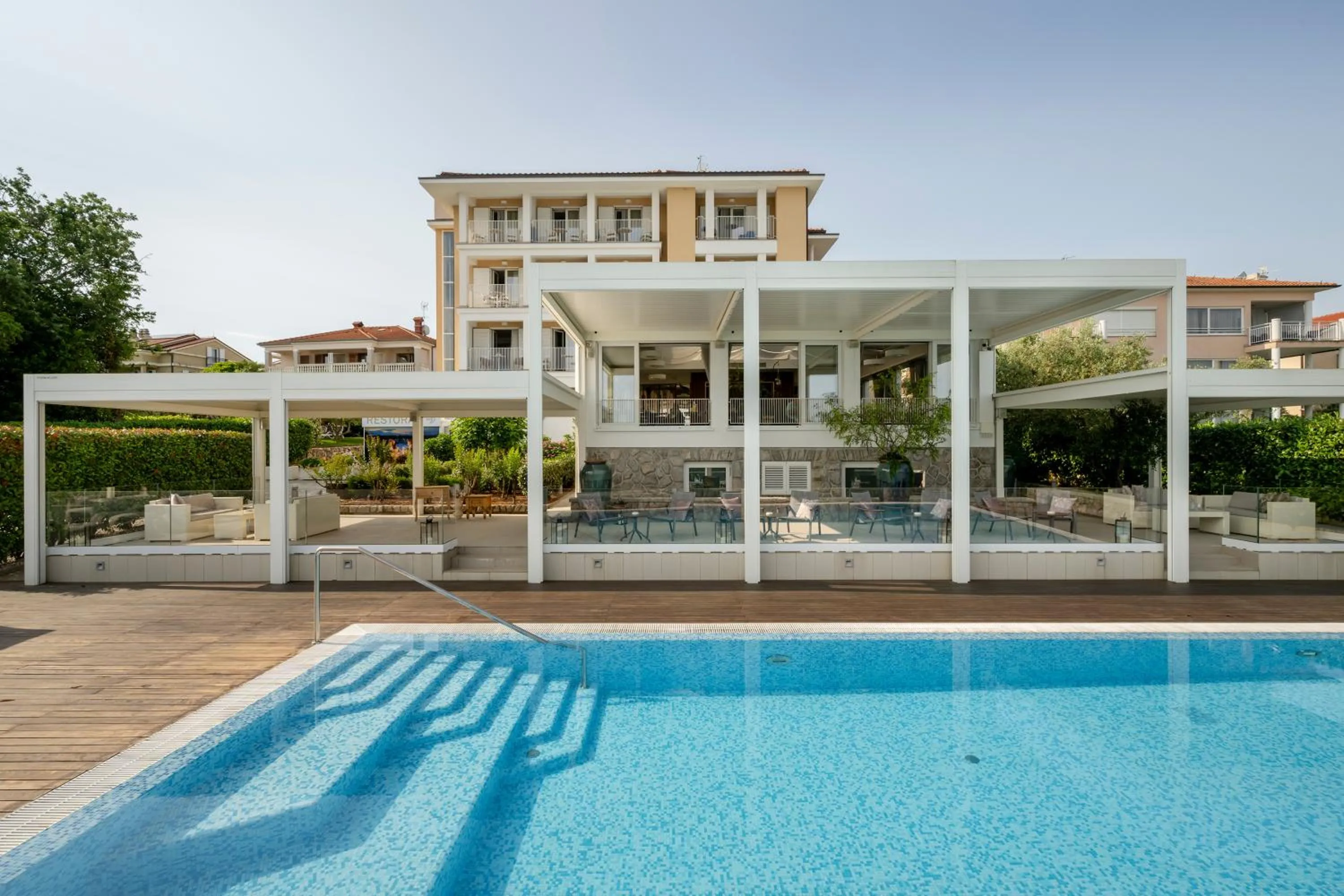 Property building in Hotel Vila Rova