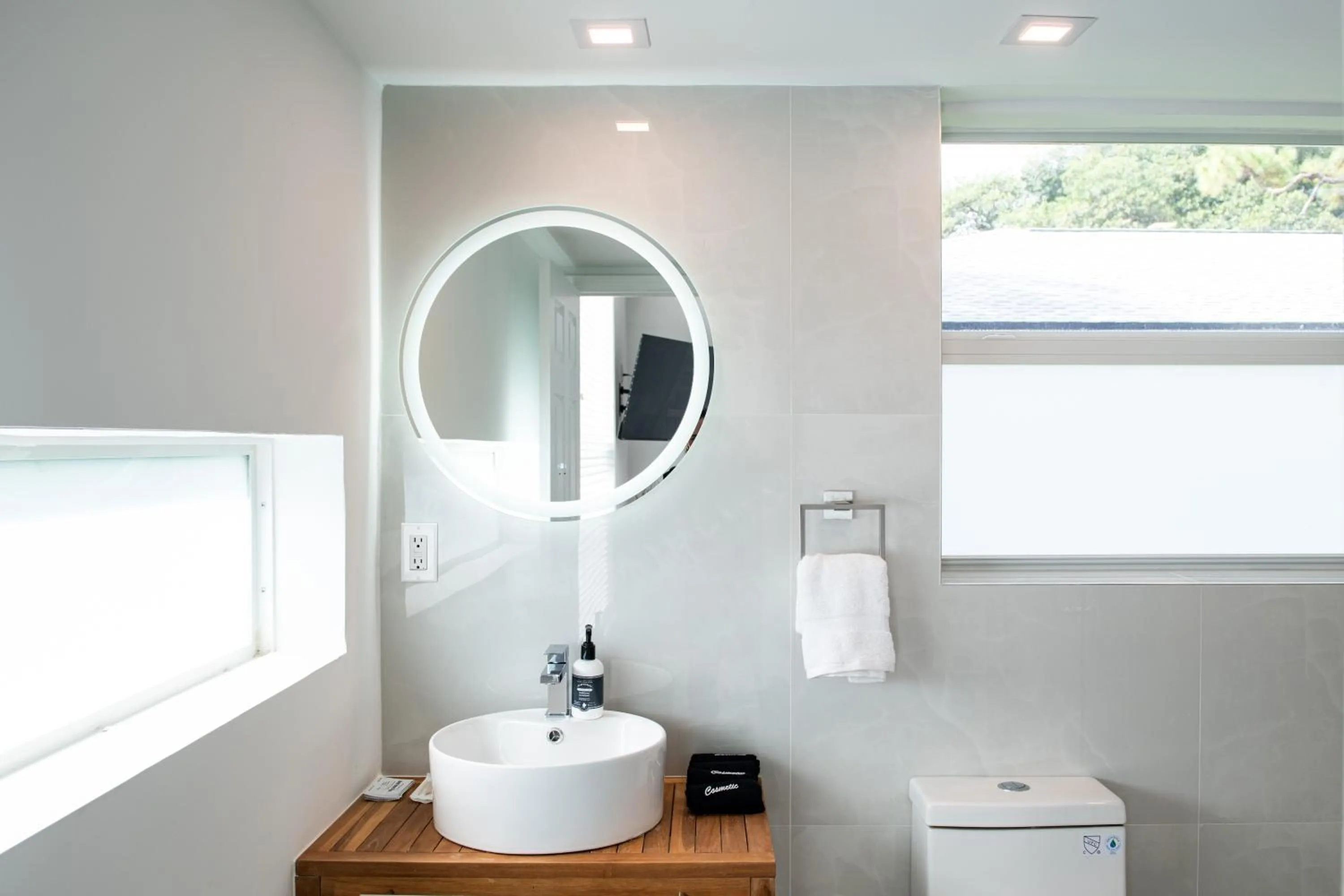 The Lauderdale Boutique Hotel