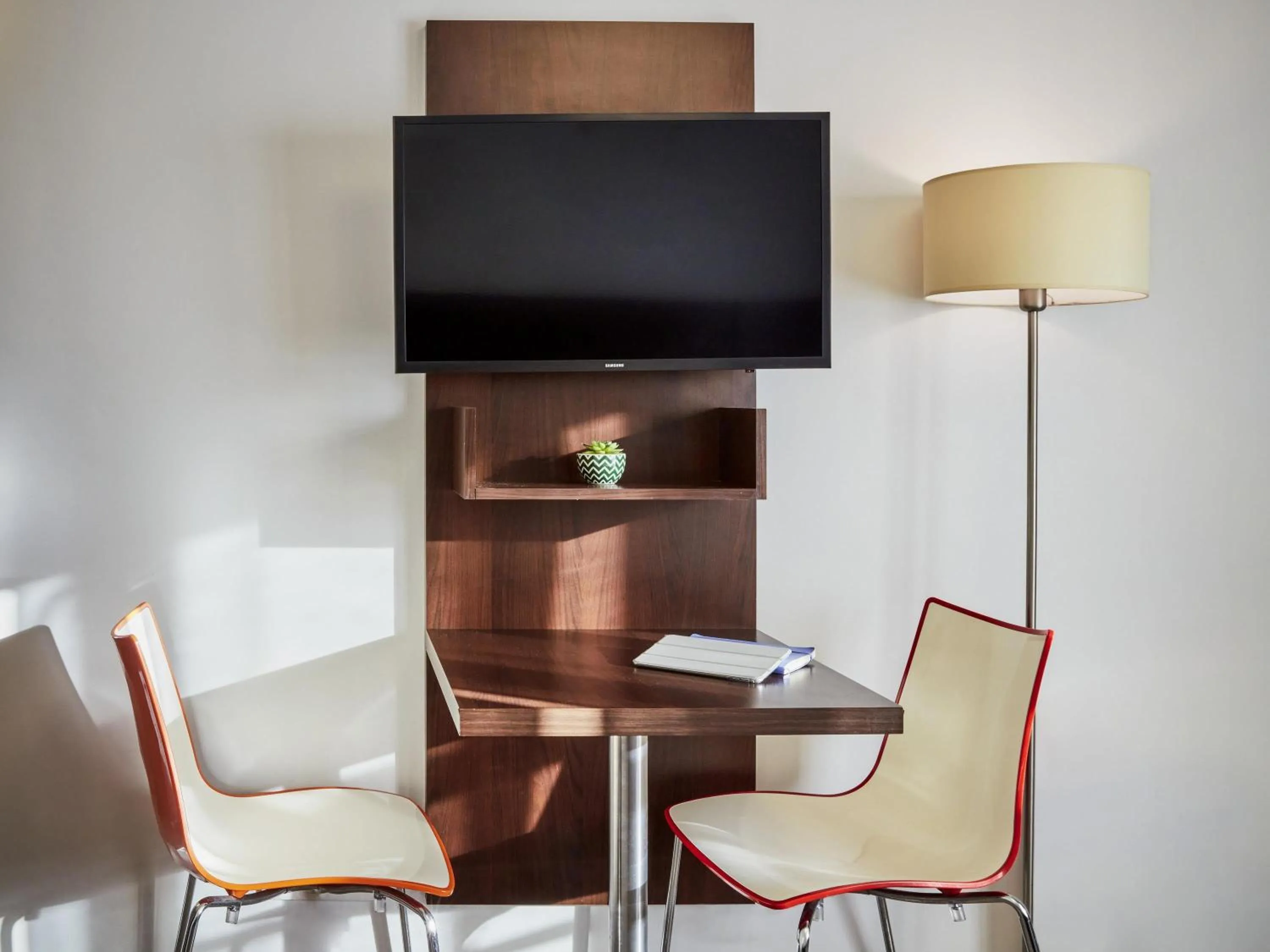 Bedroom in Aparthotel Adagio Access Paris Bastille