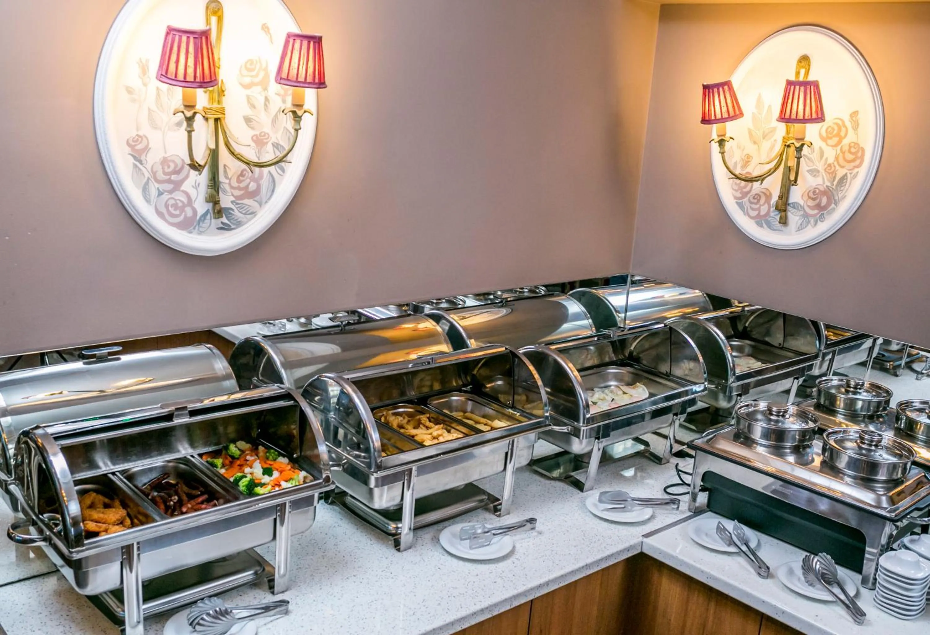 Buffet breakfast in Orhideea Residence & Spa