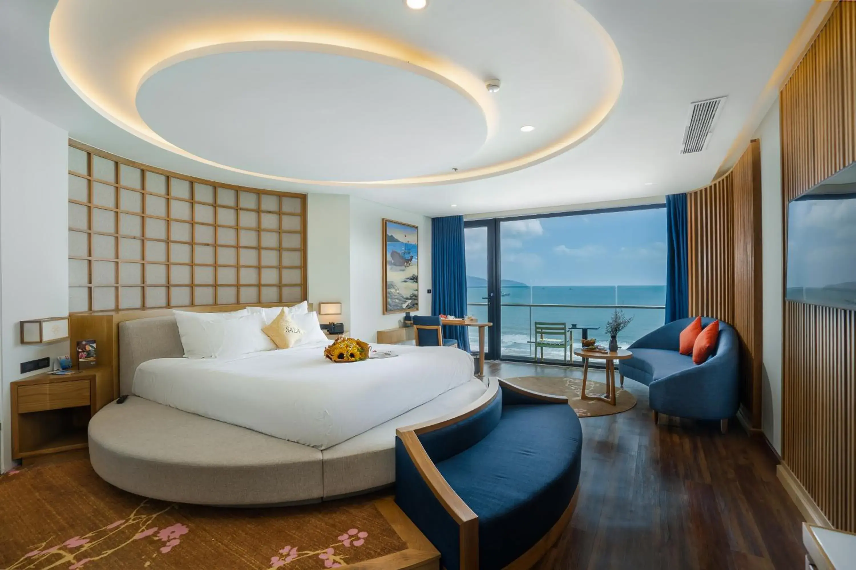 SALA Suite with Balcony and Sea View - Afternoon Tea included in Sala Danang Beach Hotel SALA Suite with Balcony and Sea View - Afternoon Tea included in Sala Danang Beach Hotel