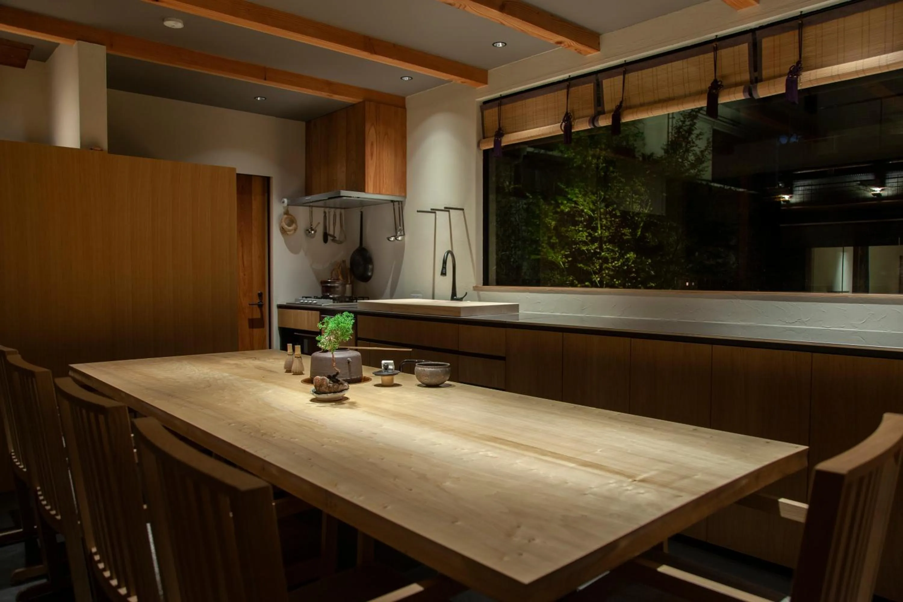 Lounge or bar in modern ryokan kishi-ke