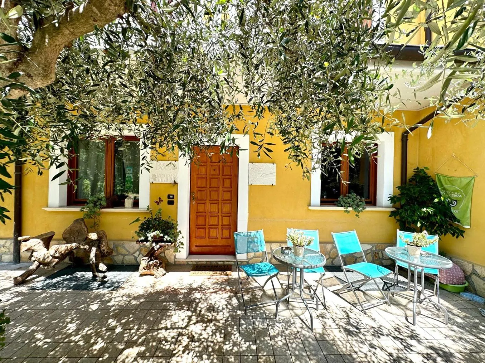 Garden view in B&B Mariposa