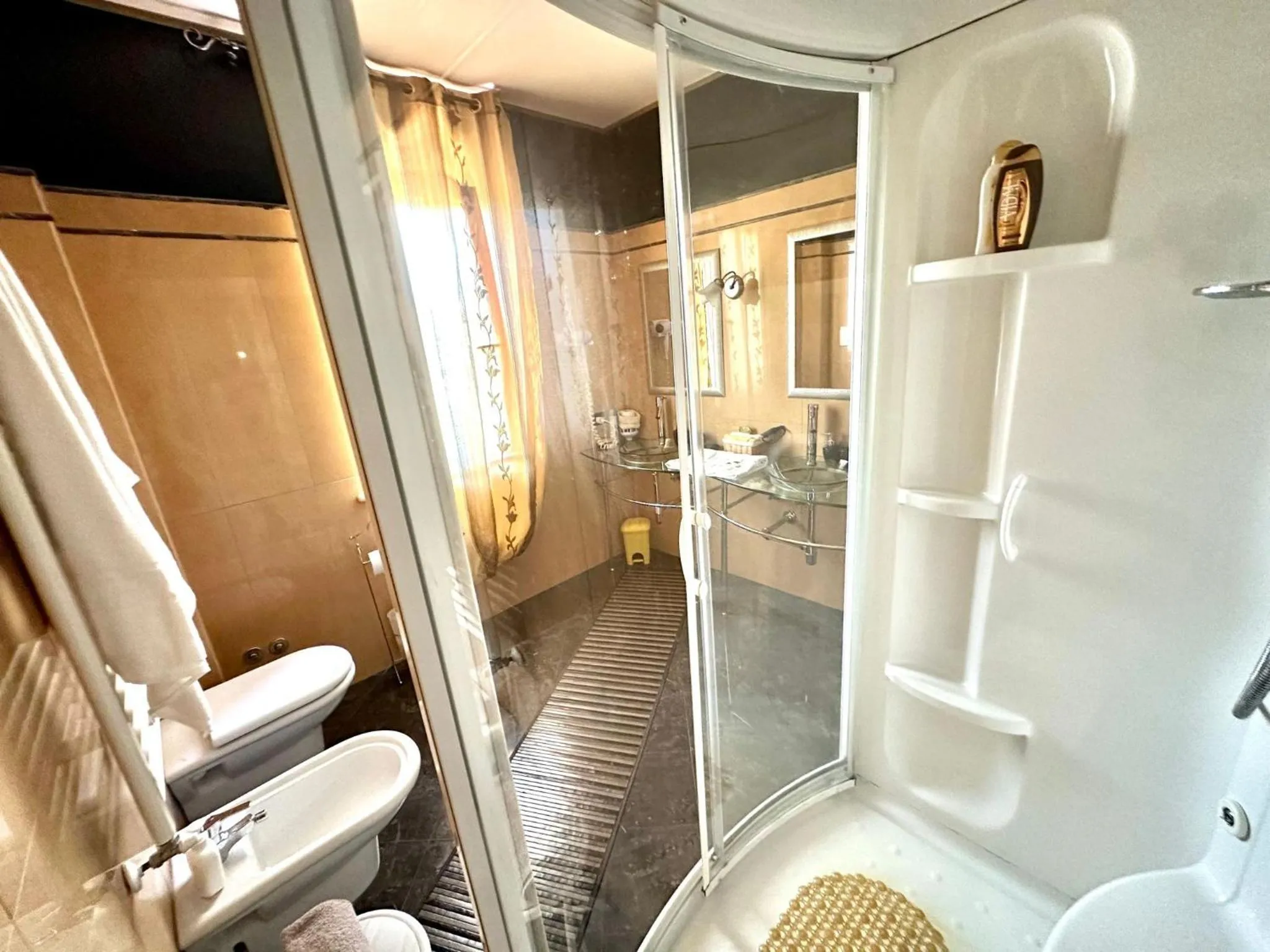 Bathroom in B&B Mariposa