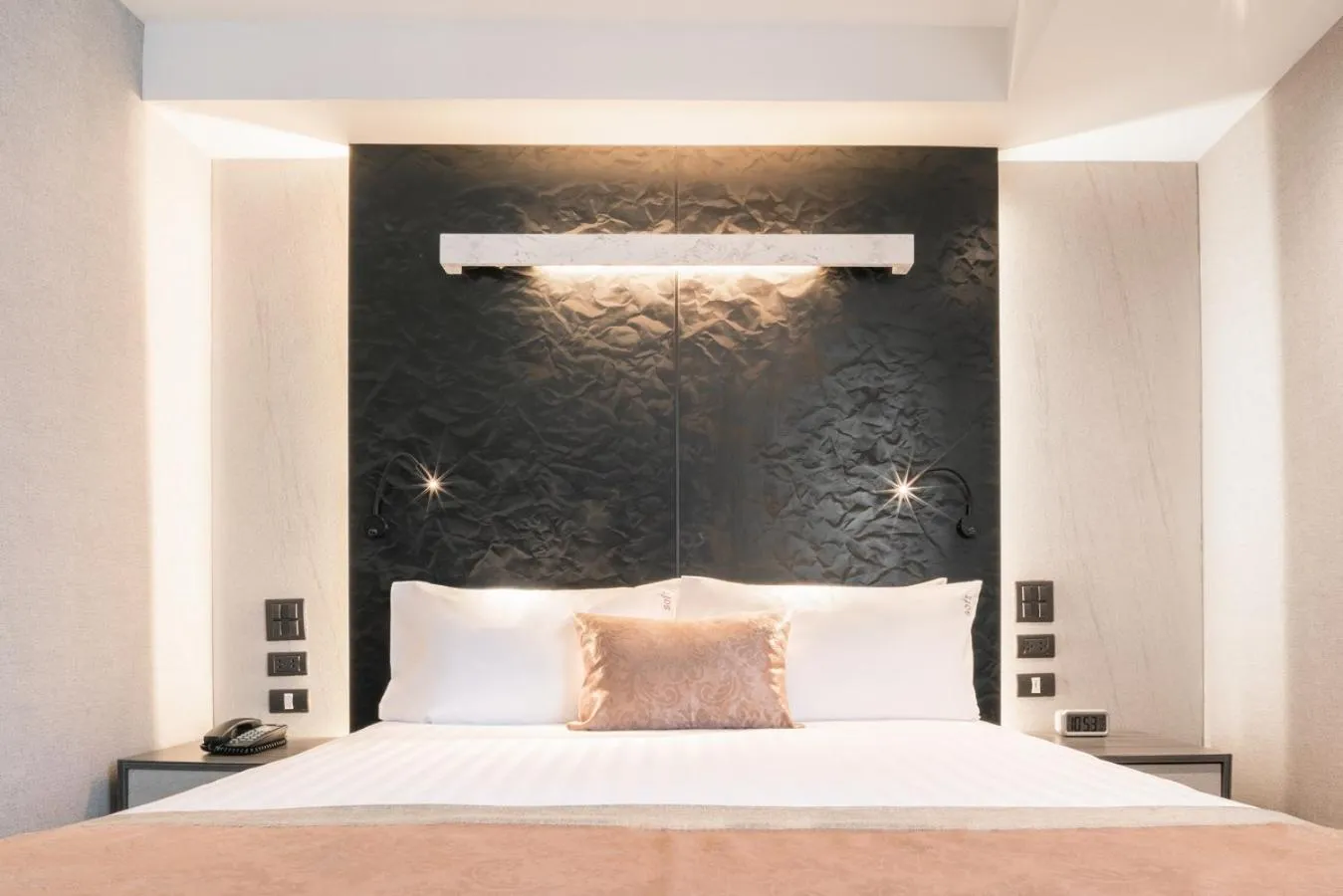 Bed in Aspira Gems Center Silom