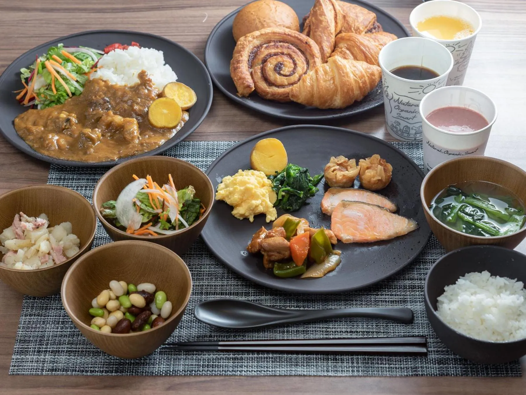 Food and drinks in Super Hotel Premier Obihiro Ekimae