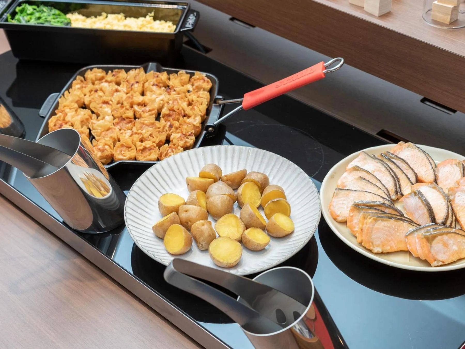 Food and drinks in Super Hotel Premier Obihiro Ekimae