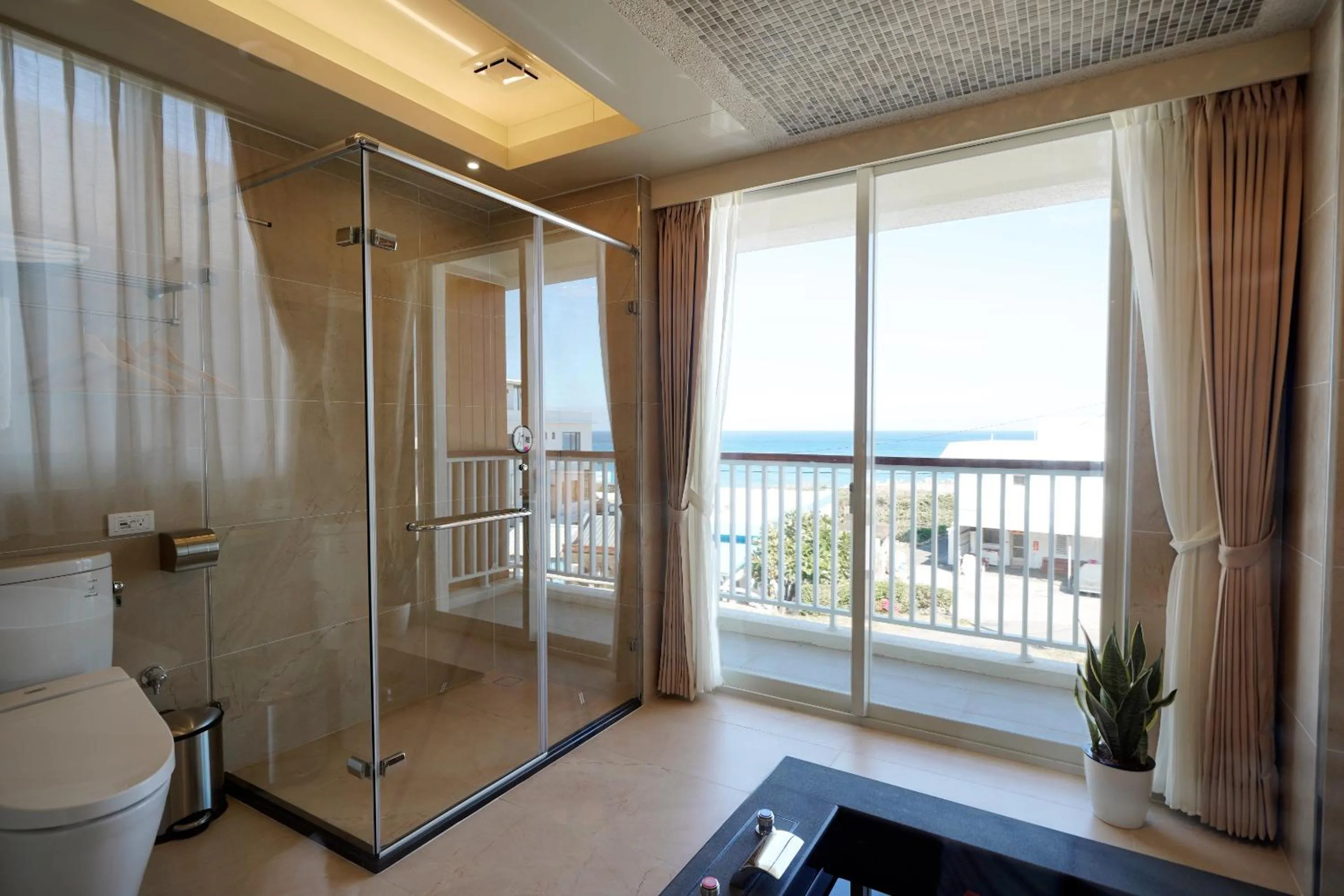 Bathroom in Little Piggy B&B