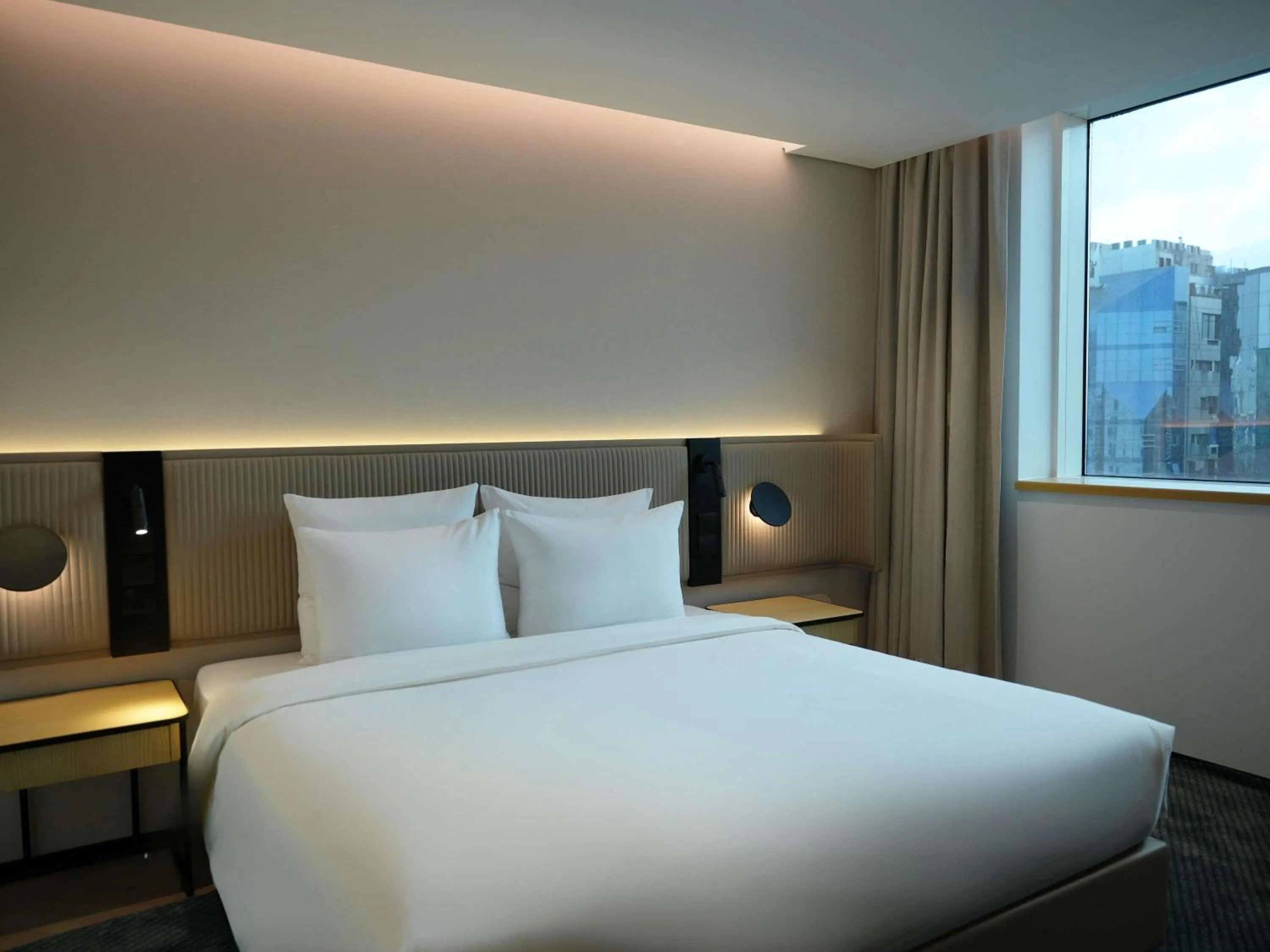 Bedroom, Bed in Novotel Riyadh Al Anoud