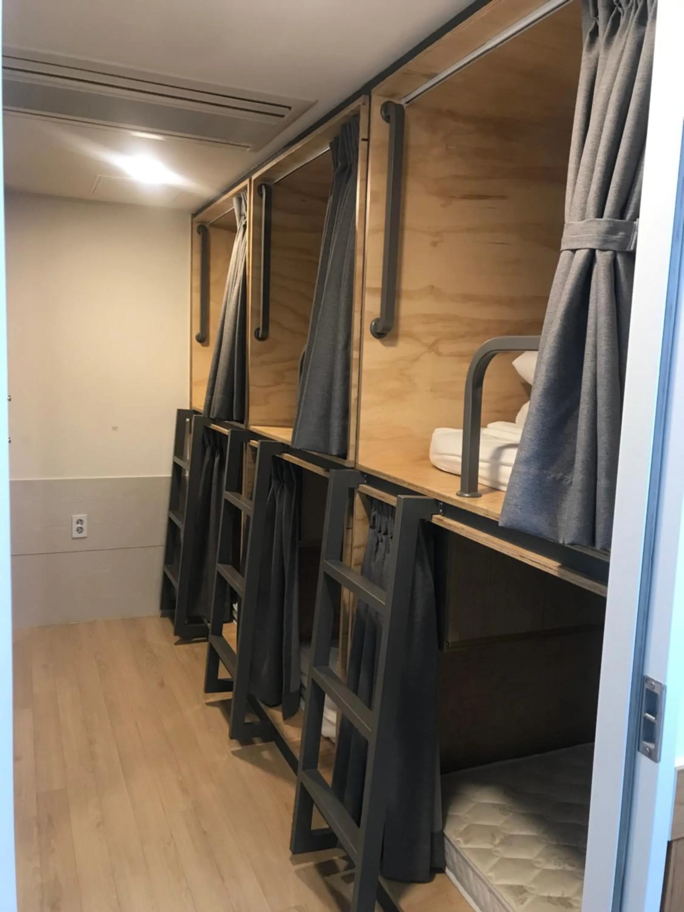 Bed in Seoulite Inn Myeongdong Formerly - Step Inn Myeongdong 2