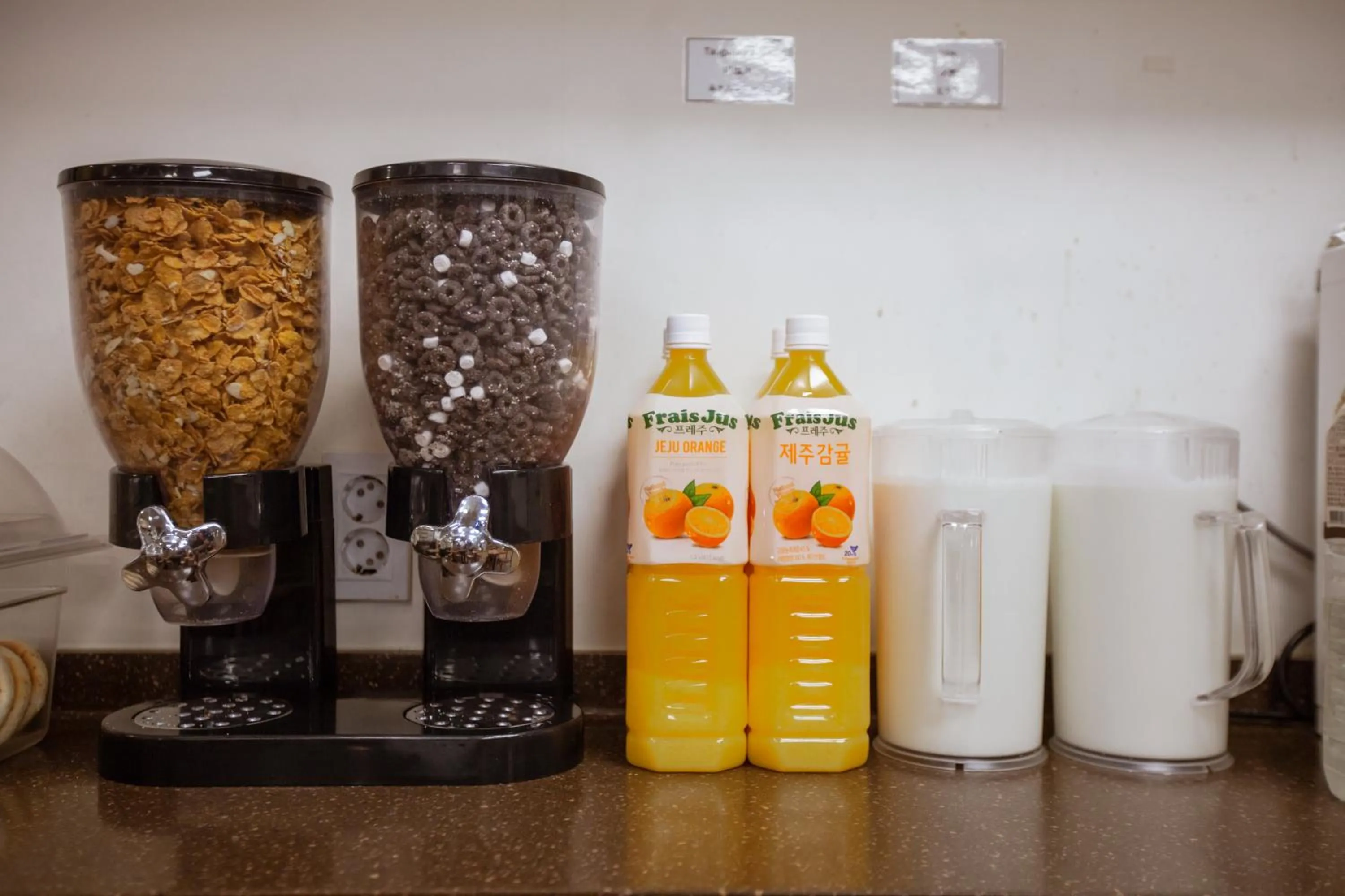 Breakfast in Seoulite Inn Myeongdong Formerly - Step Inn Myeongdong 2