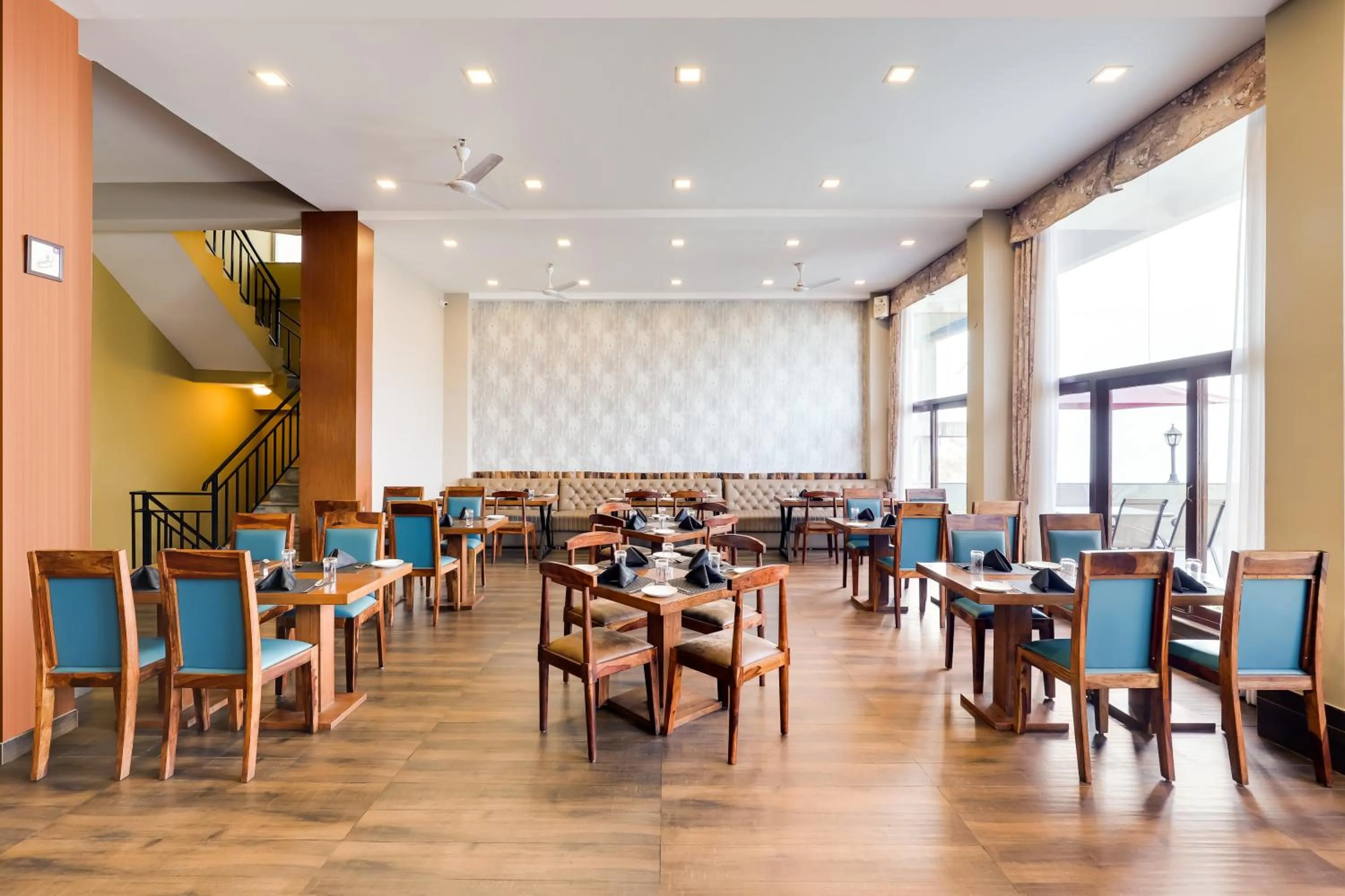 Restaurant/places to eat in Mount Himalayan Hotel